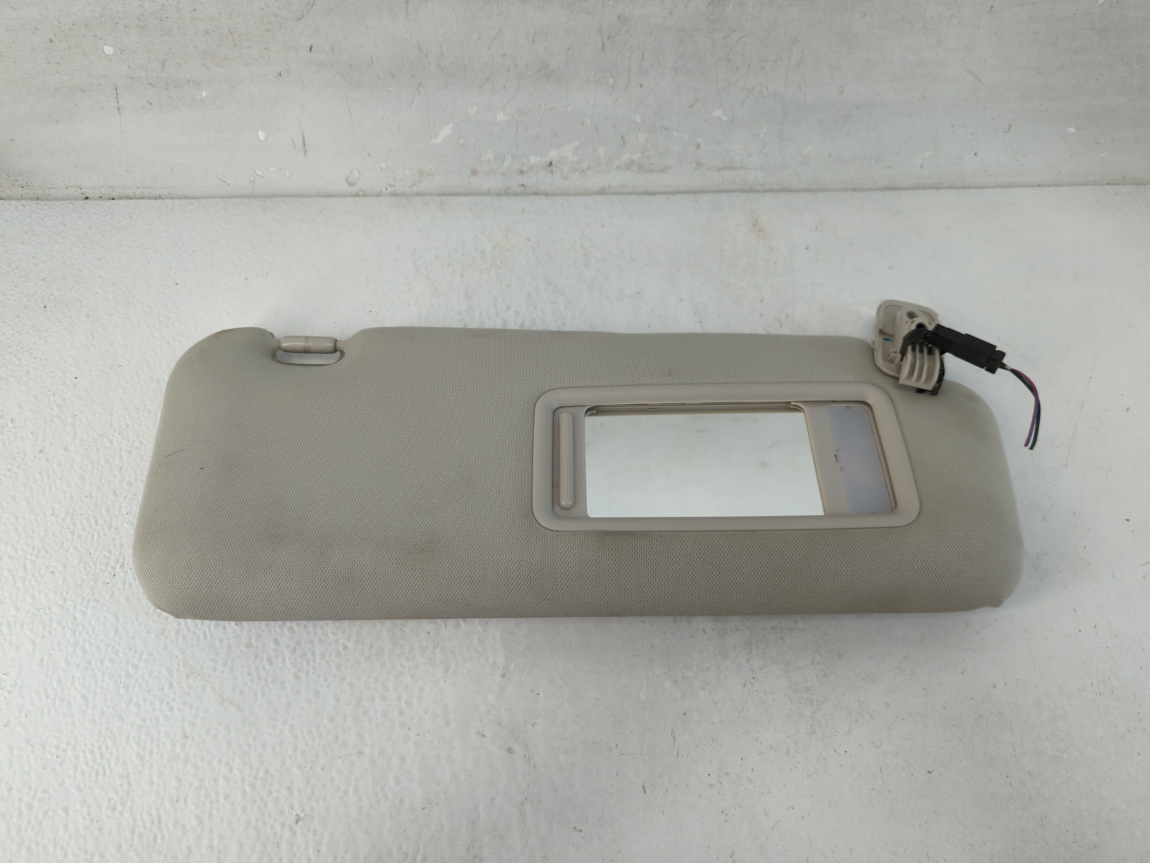 2010-2015 Mazda Cx-9 Passenger Sun Visor Mirror Right Sunvisor Grey 1066762 - Oemusedautoparts1.com