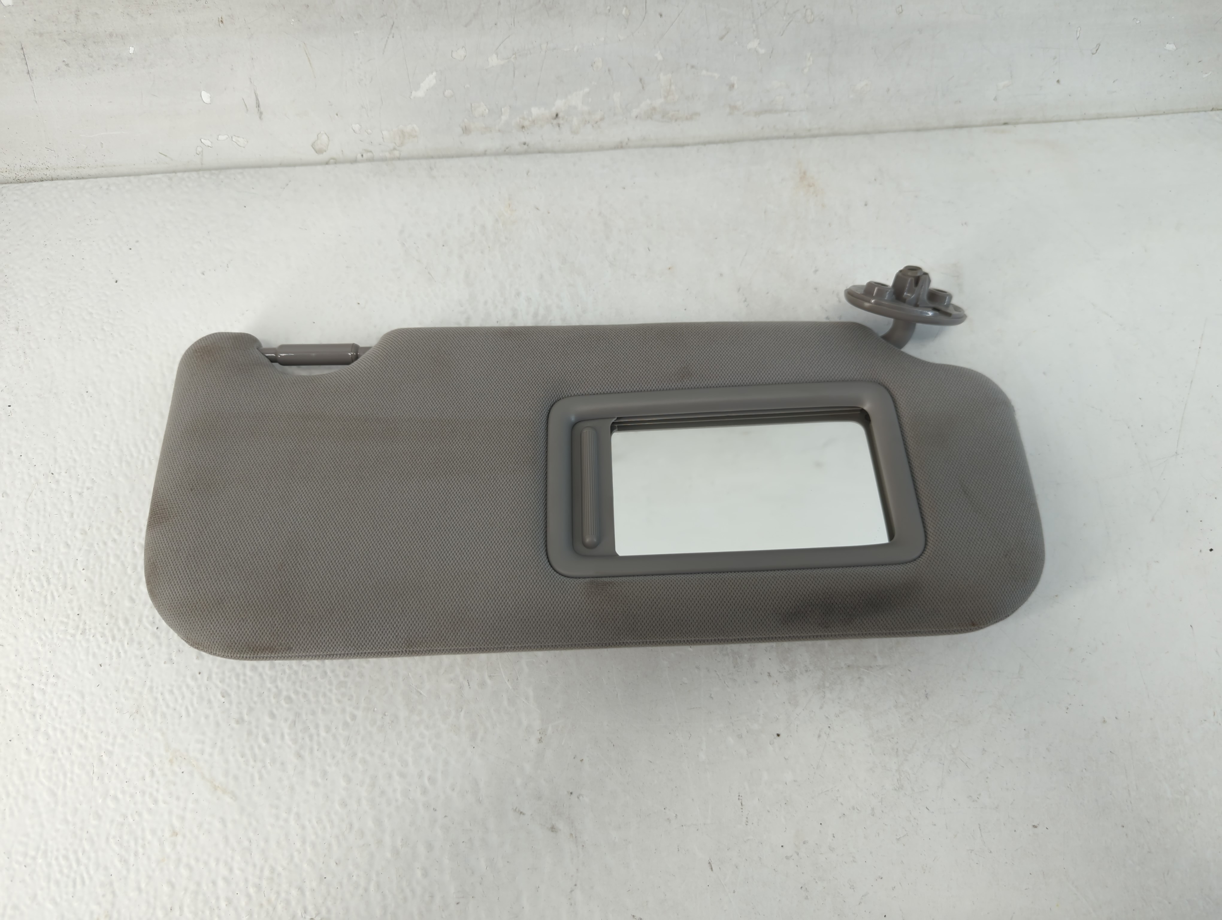 2018-2022 Toyota Camry Passenger Sun Visor Mirror Right Sunvisor 1066786 - Oemusedautoparts1.com