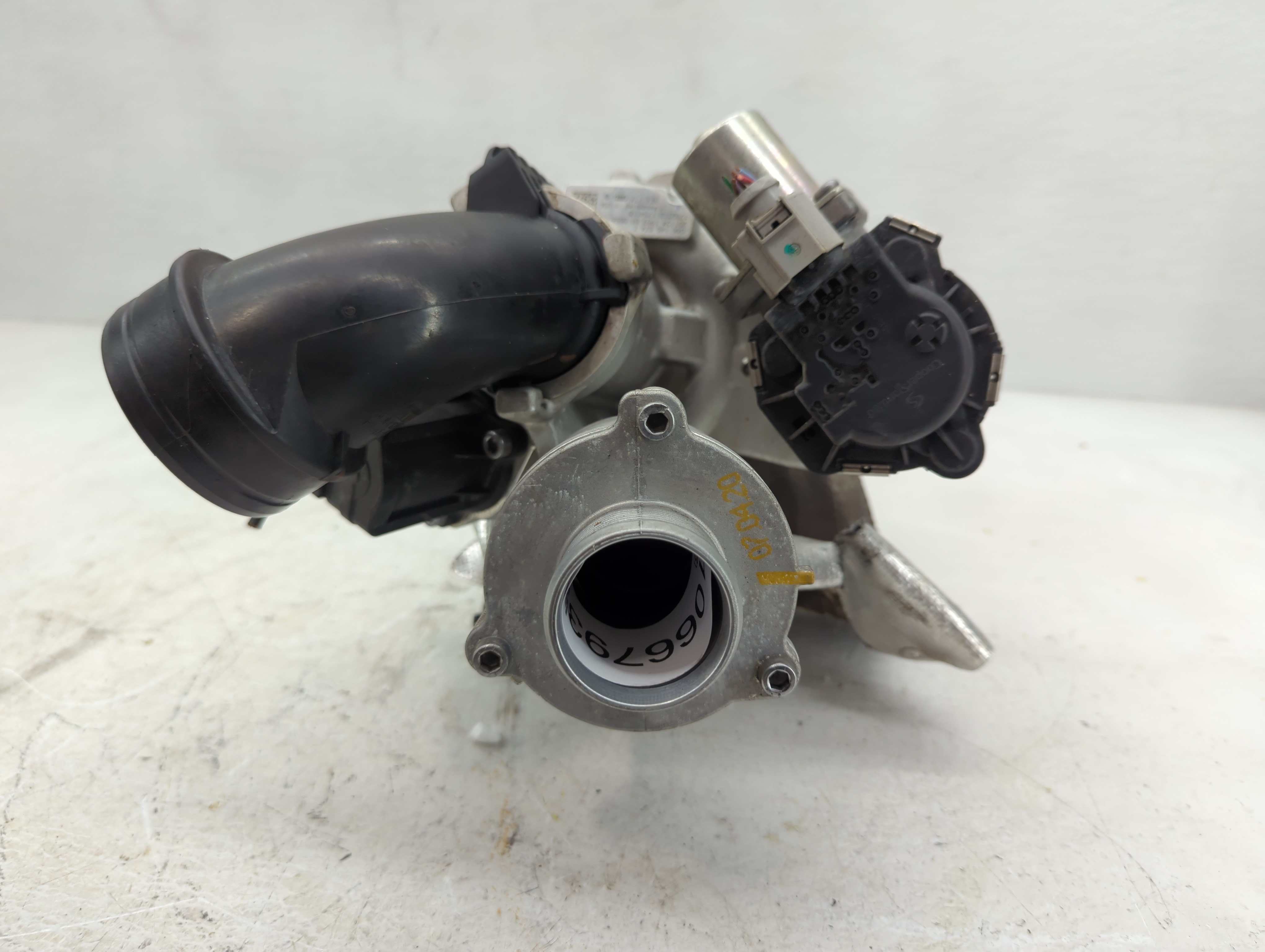 2016-2018 Audi A3 Turbocharger Exhaust Manifold With Turbo Charger 1066793 - Oemusedautoparts1.com