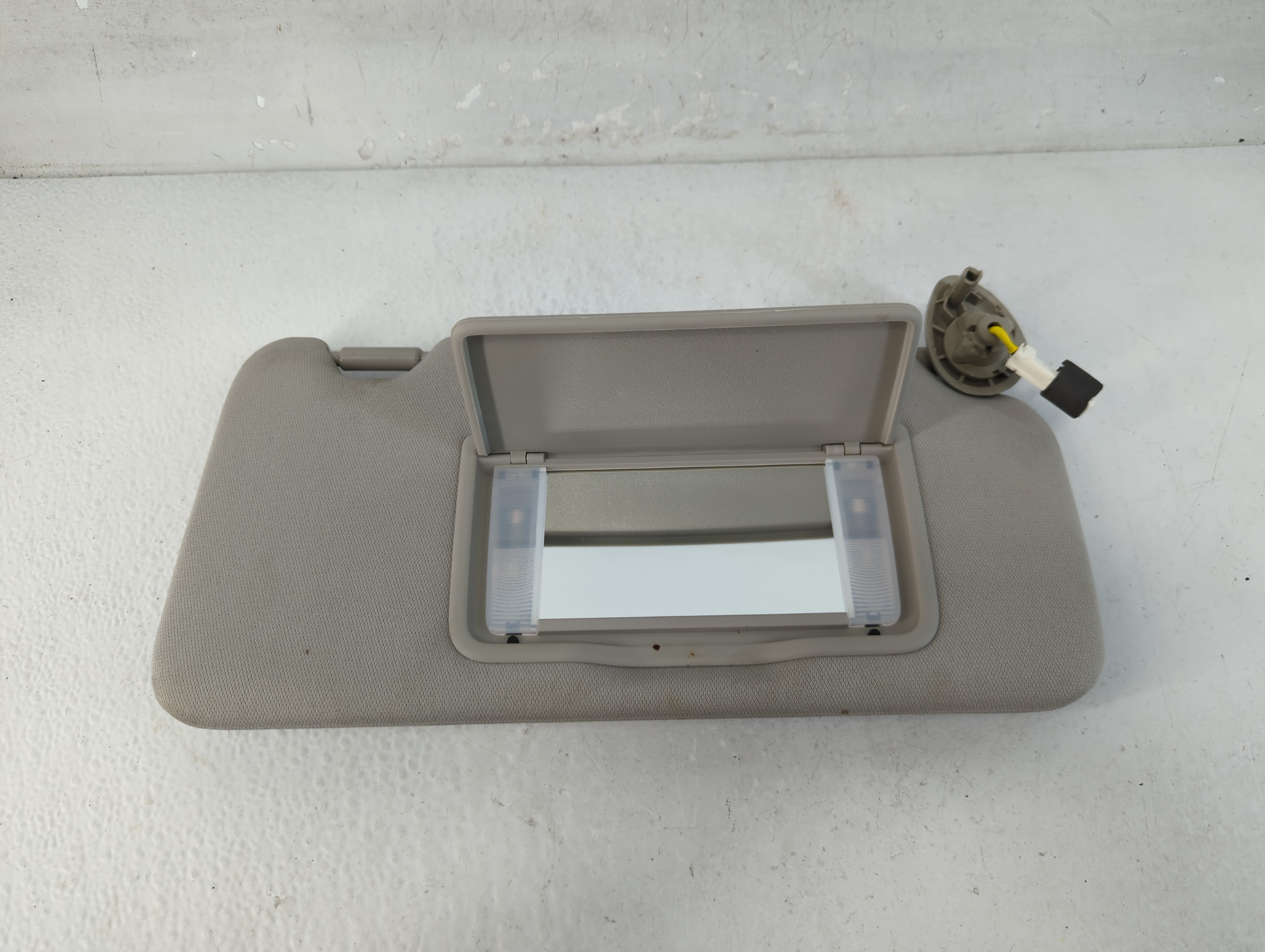 Picture of 2016-2022 Honda Hr-v Passenger Sun Visor Mirror Right Sunvisor Grey 1066852