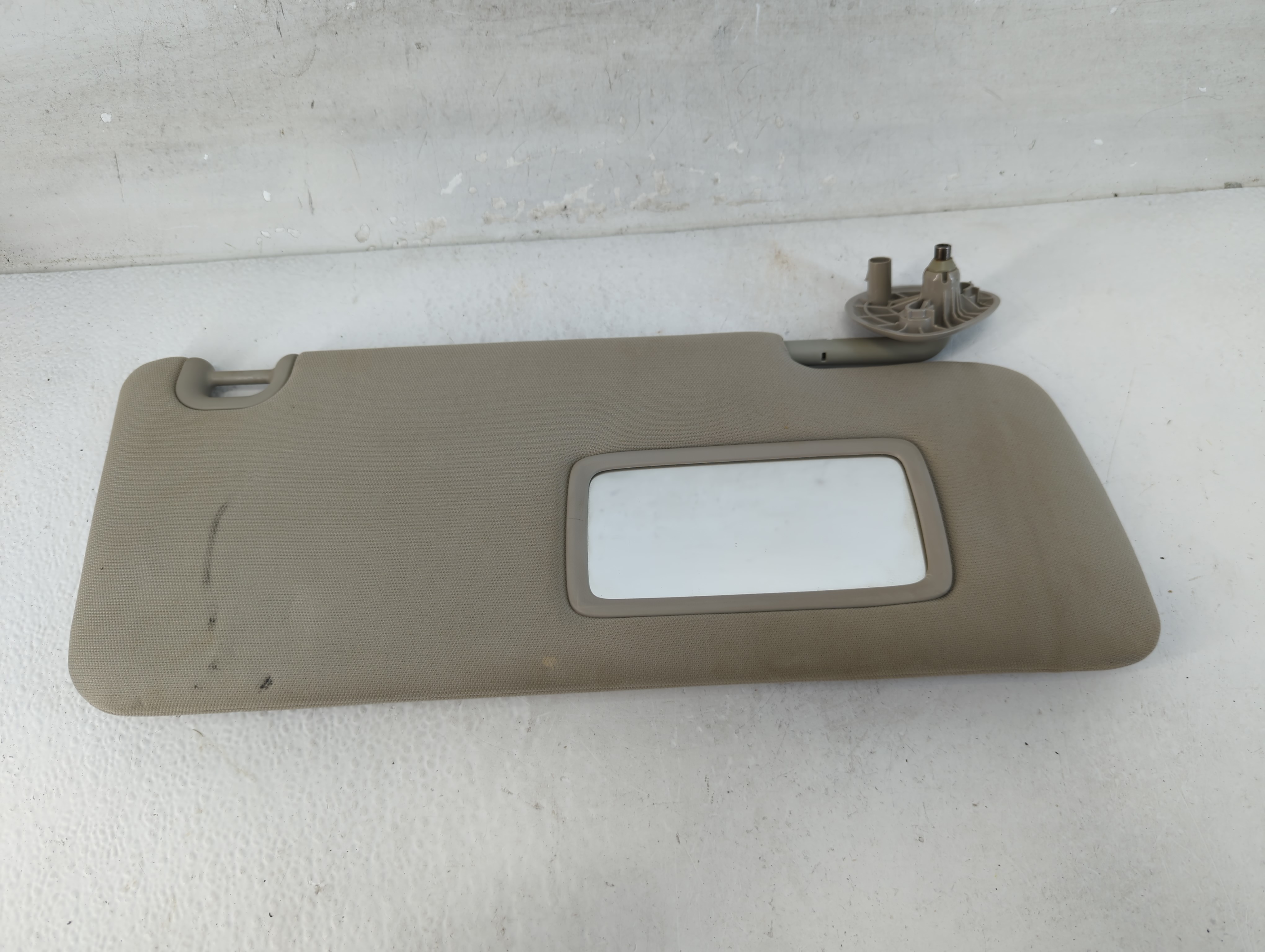 Picture of Dodge Ram 1500 Passenger Sun Visor Mirror Right Sunvisor Grey 1066877