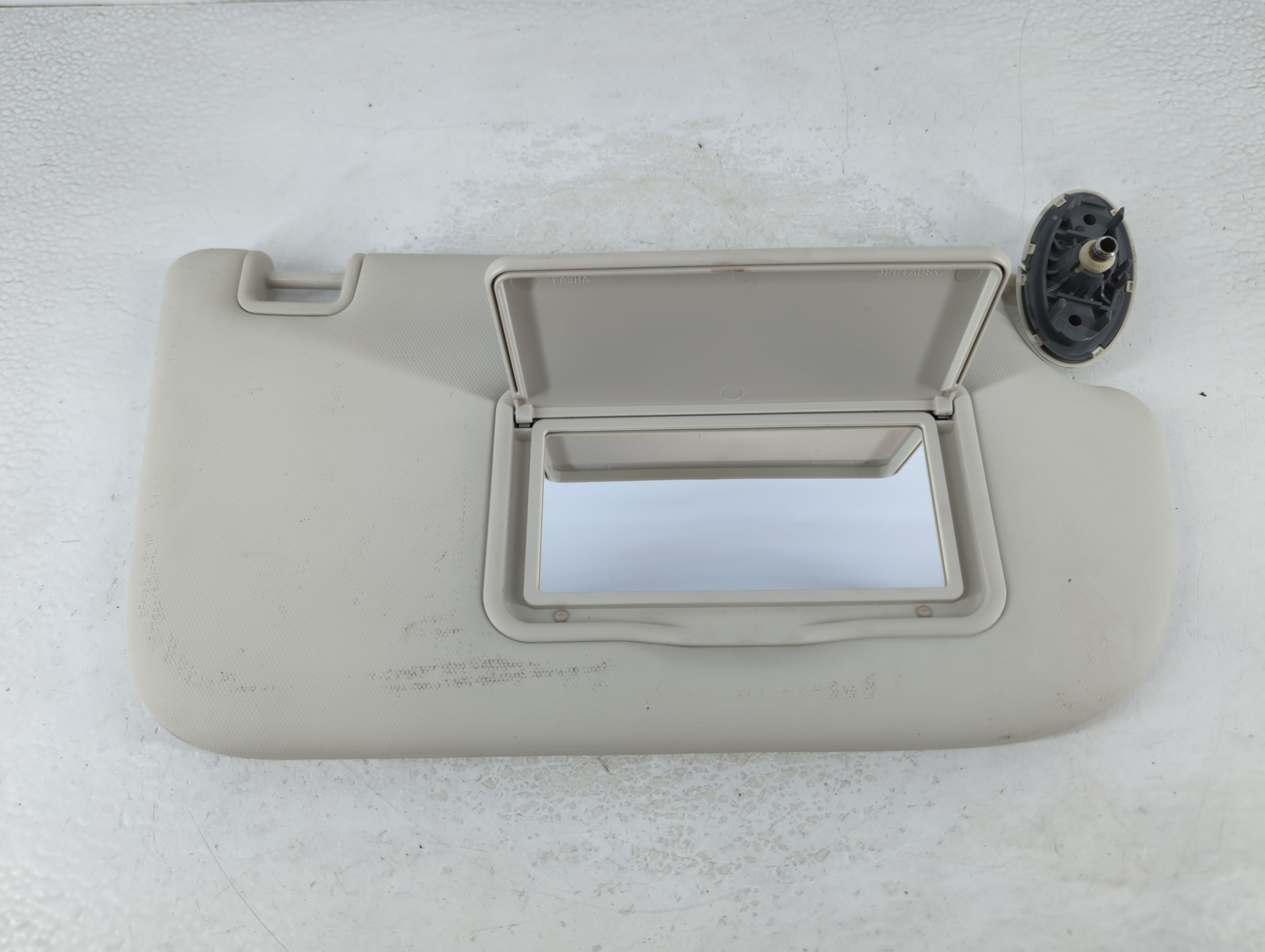 Picture of 2013-2019 Ford Escape Passenger Sun Visor Mirror Right Sunvisor Ivory 1066915