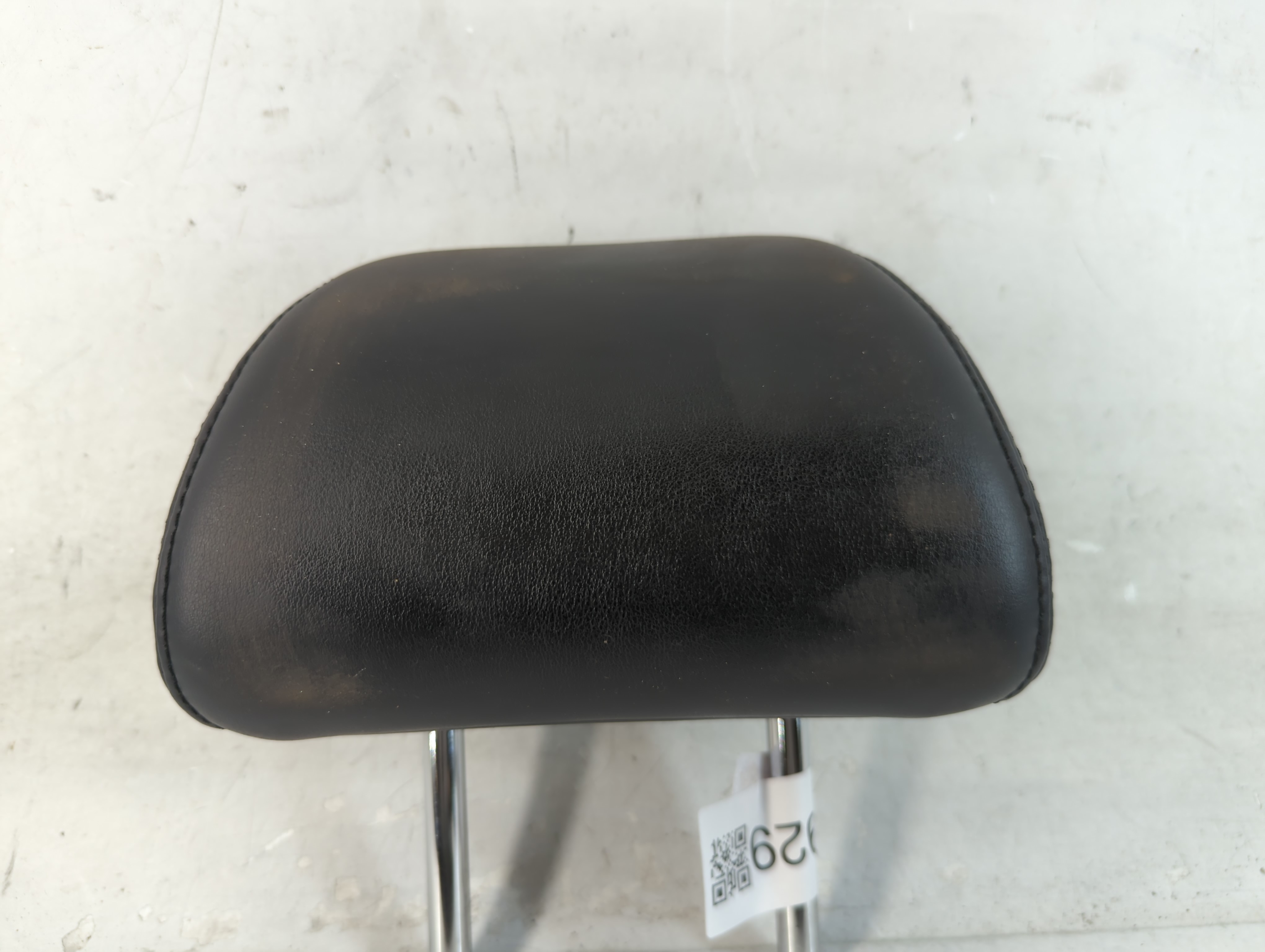 2015 Infiniti Q50 Headrest Head Rest Rear Seat Black 1066929 - Oemusedautoparts1.com