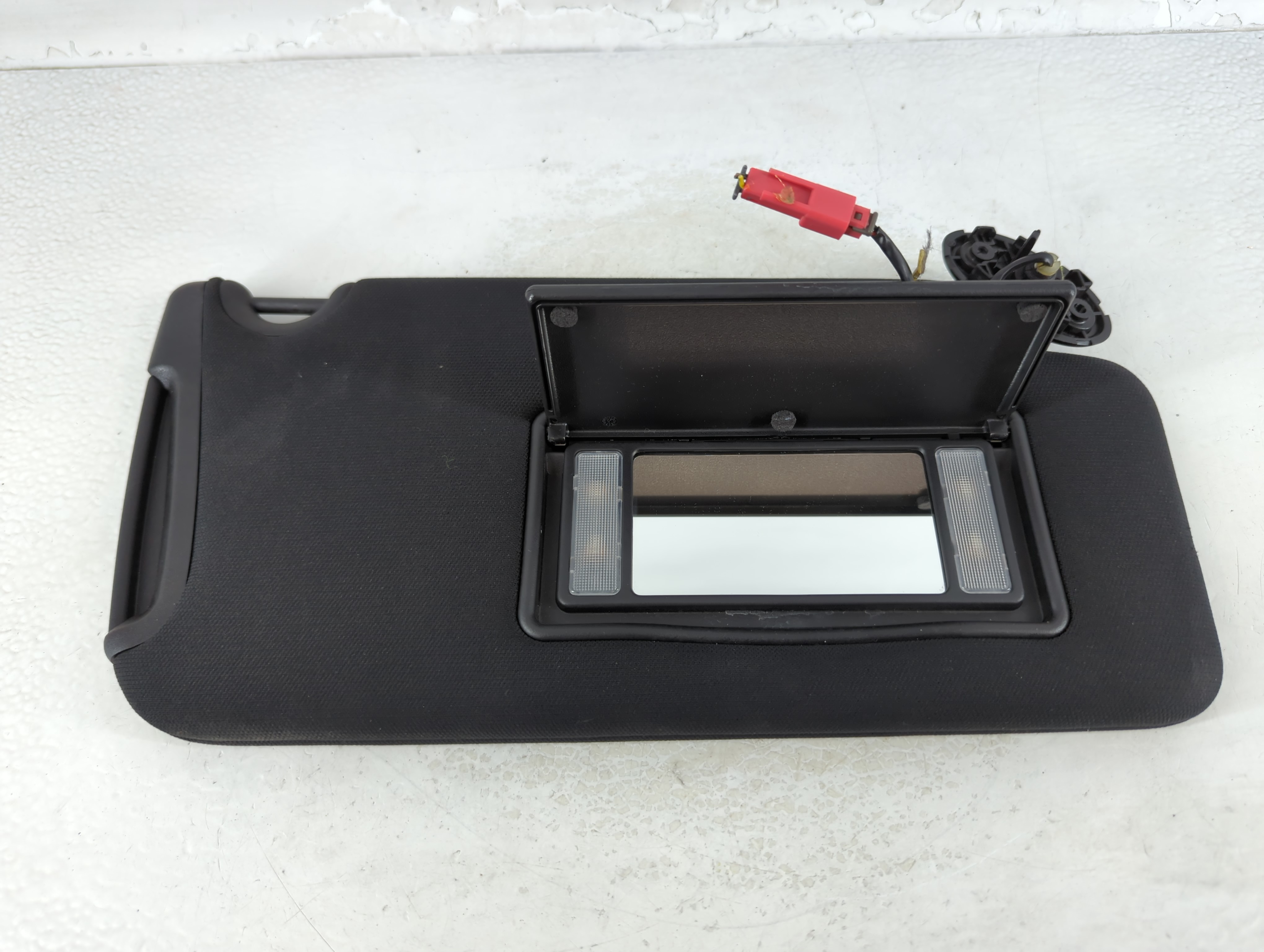 2011-2014 Dodge Charger Passenger Sun Visor Mirror Right Sunvisor Black 1066938 - Oemusedautoparts1.com