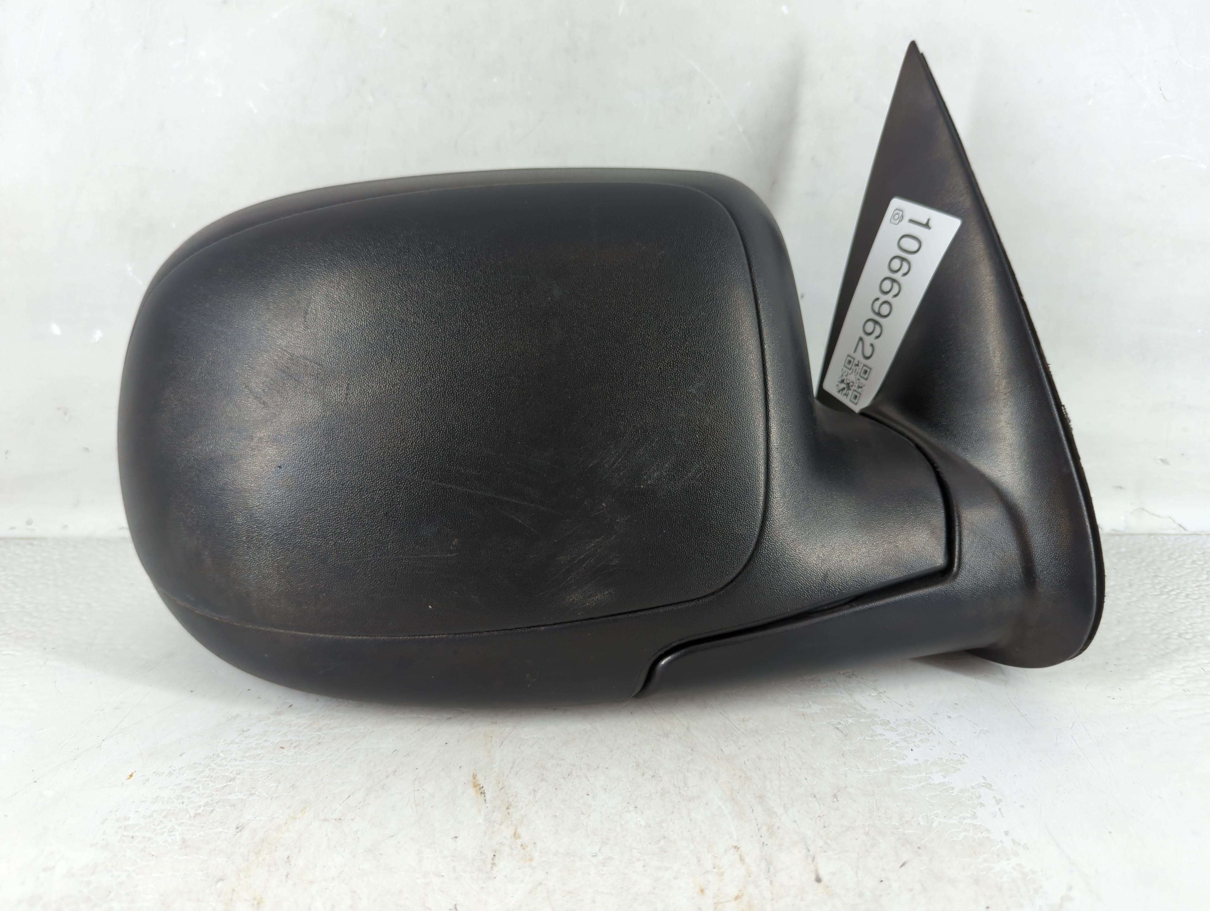 2003-2006 Chevrolet Tahoe Passenger Right Side View Power Door Mirror 1066962 - Oemusedautoparts1.com