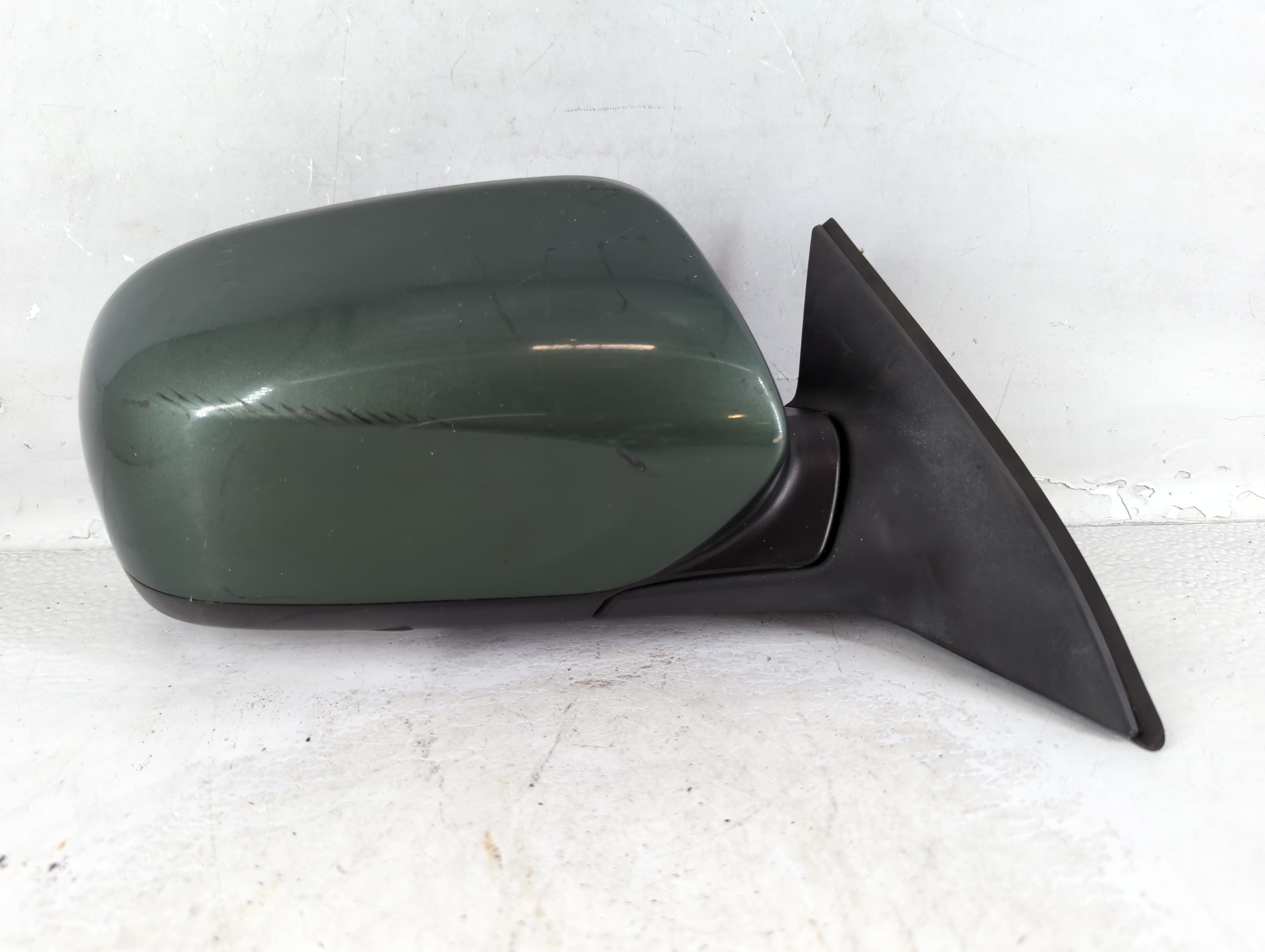 2011-2014 Subaru Legacy Passenger Right Side View Power Door Mirror 1067004 - Oemusedautoparts1.com