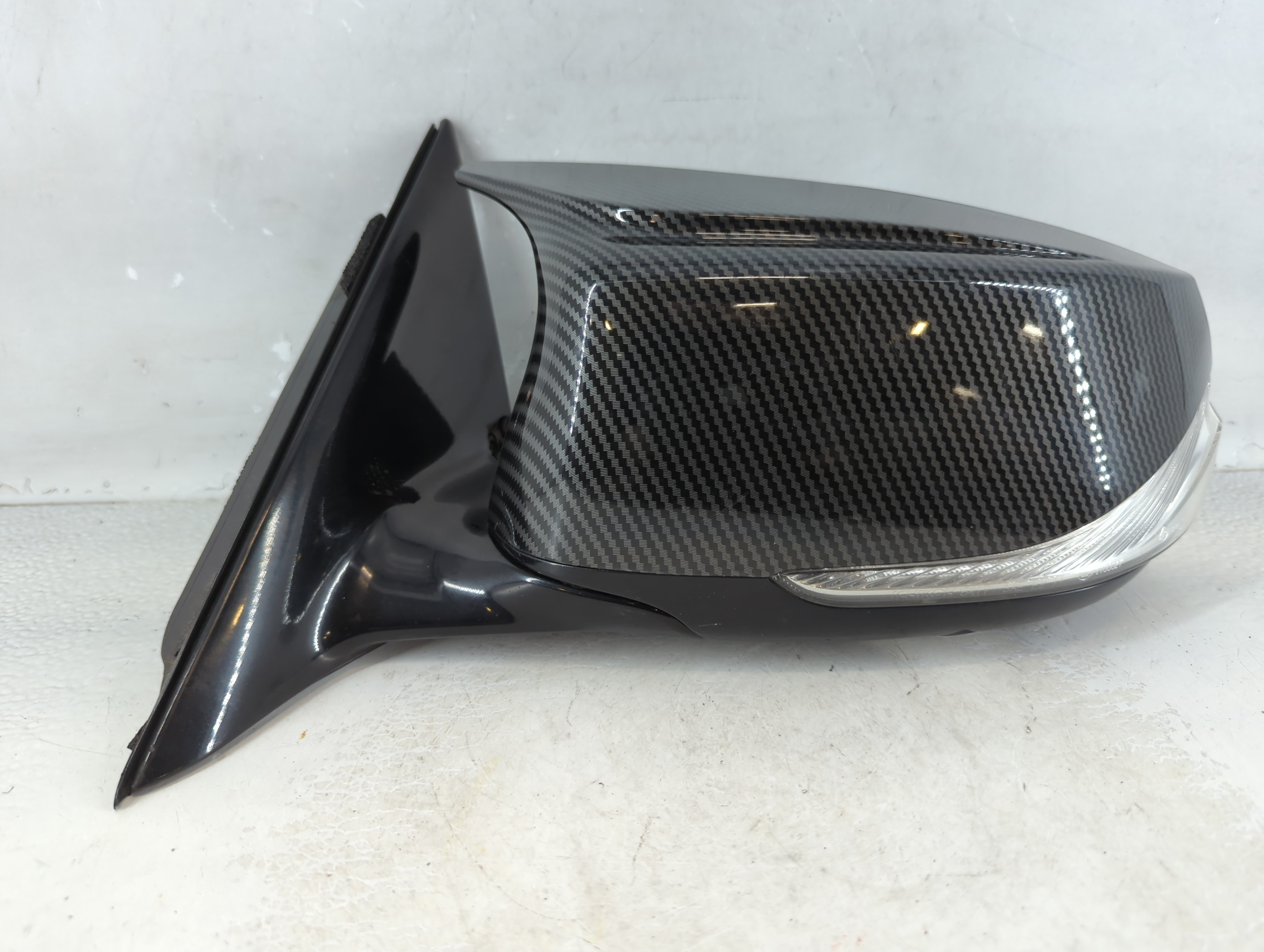 2016-2017 Infiniti Q50 Driver Left Side View Power Door Mirror Black 1067042 - Oemusedautoparts1.com