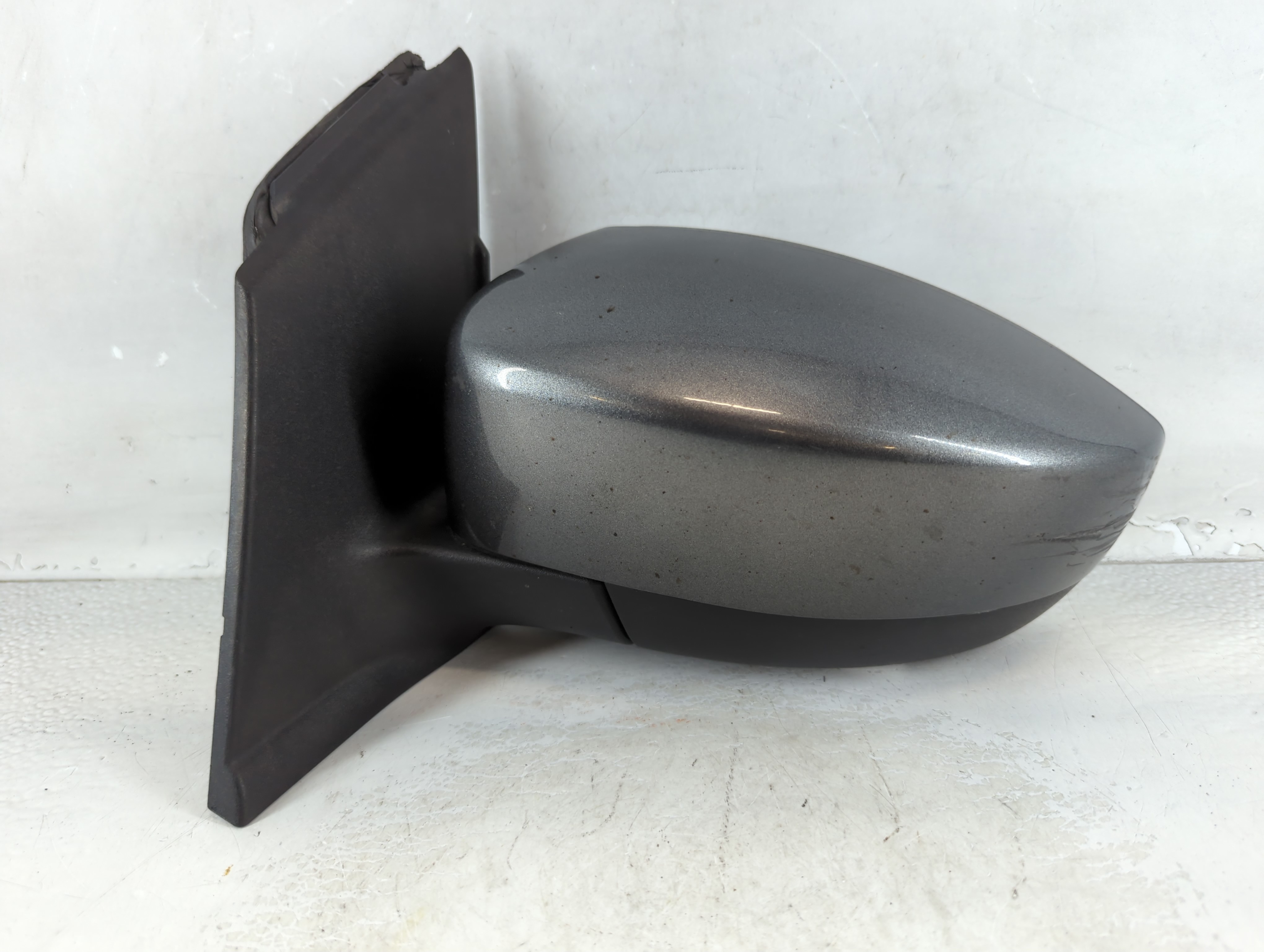 2013-2016 Ford Escape Driver Left Side View Power Door Mirror Grey 1067046 - Oemusedautoparts1.com