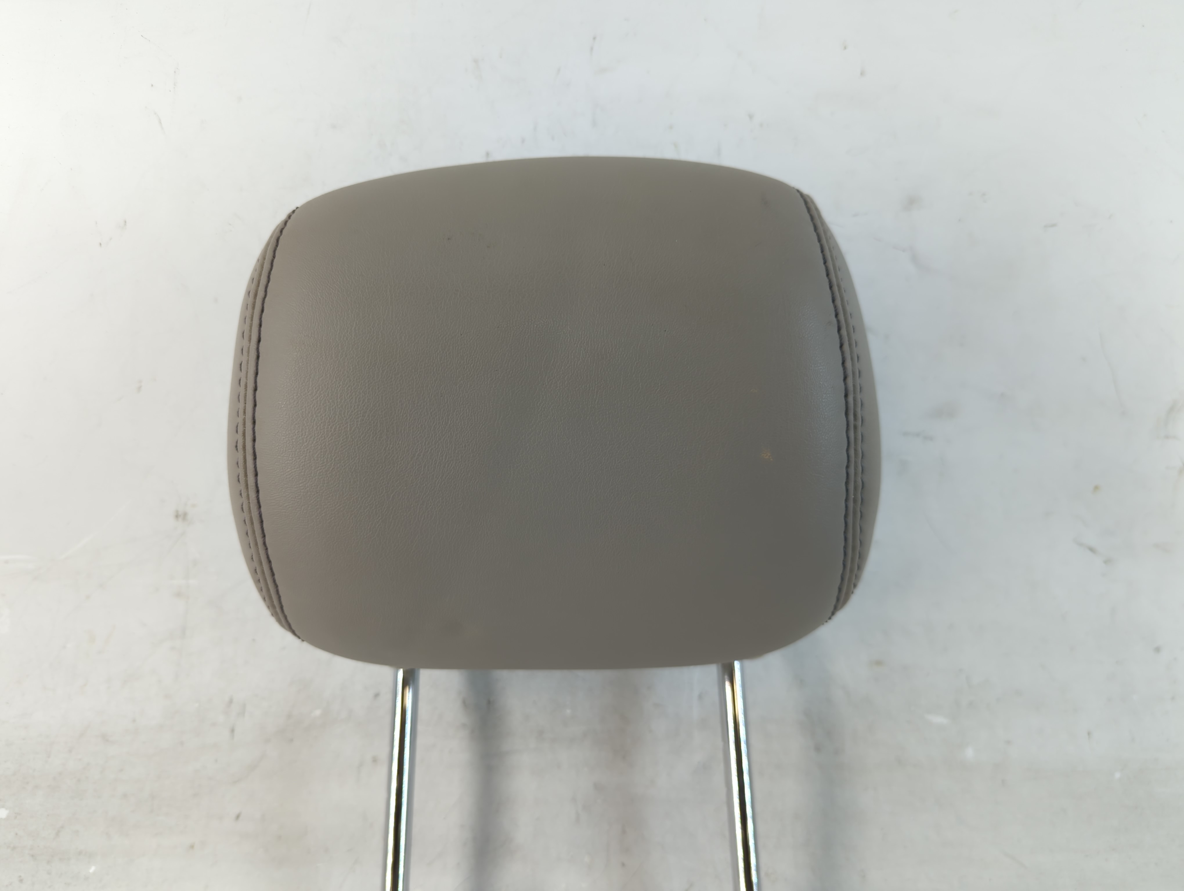 2010-2010 Ford Fusion Headrest Head Rest Front Driver Passenger Seat 1067062 - Oemusedautoparts1.com