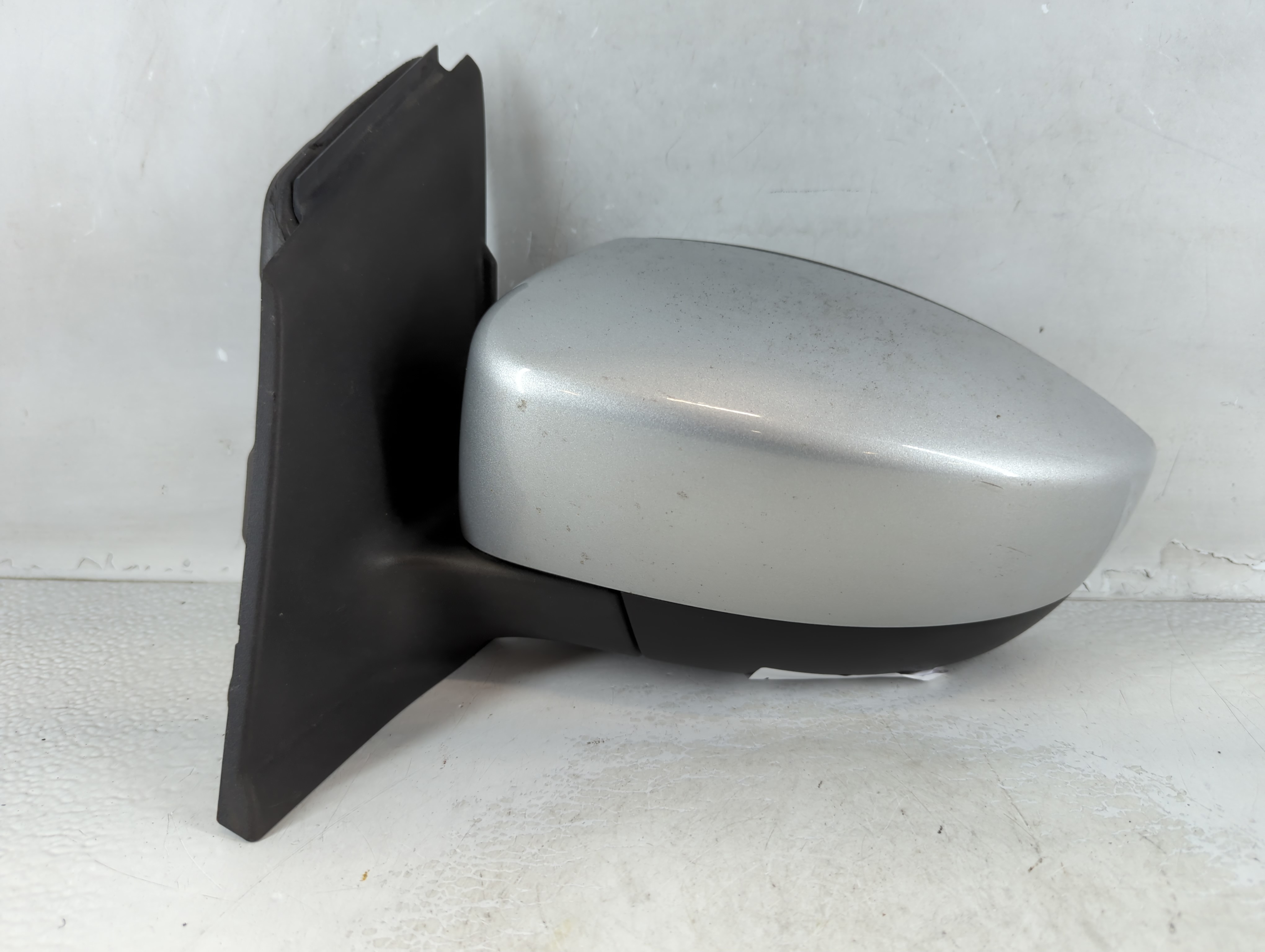 2013-2016 Ford Escape Driver Left Side View Power Door Mirror Silver 1067150 - Oemusedautoparts1.com
