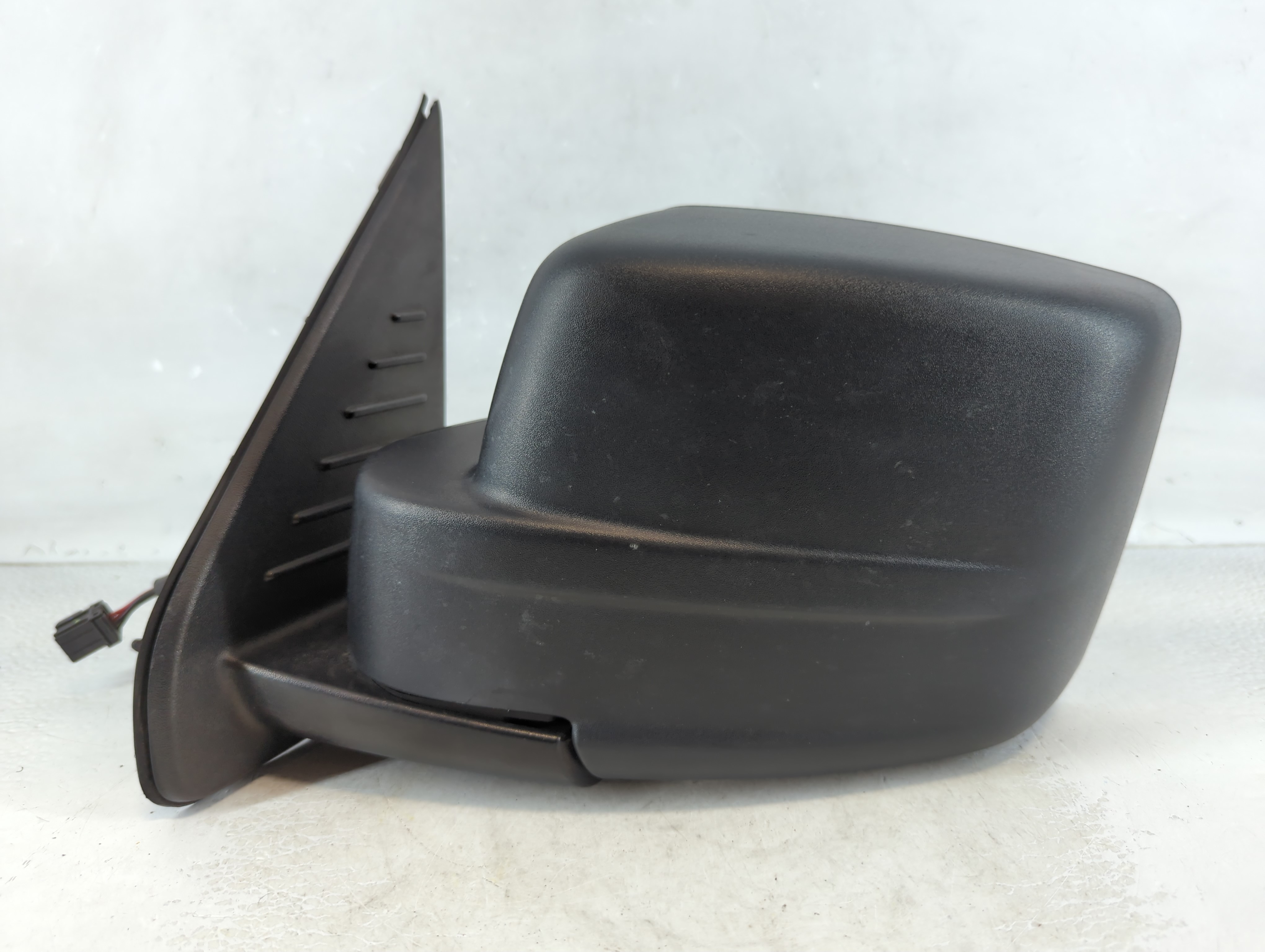 2008-2012 Jeep Liberty Driver Left Side View Power Door Mirror Black 1067151 - Oemusedautoparts1.com