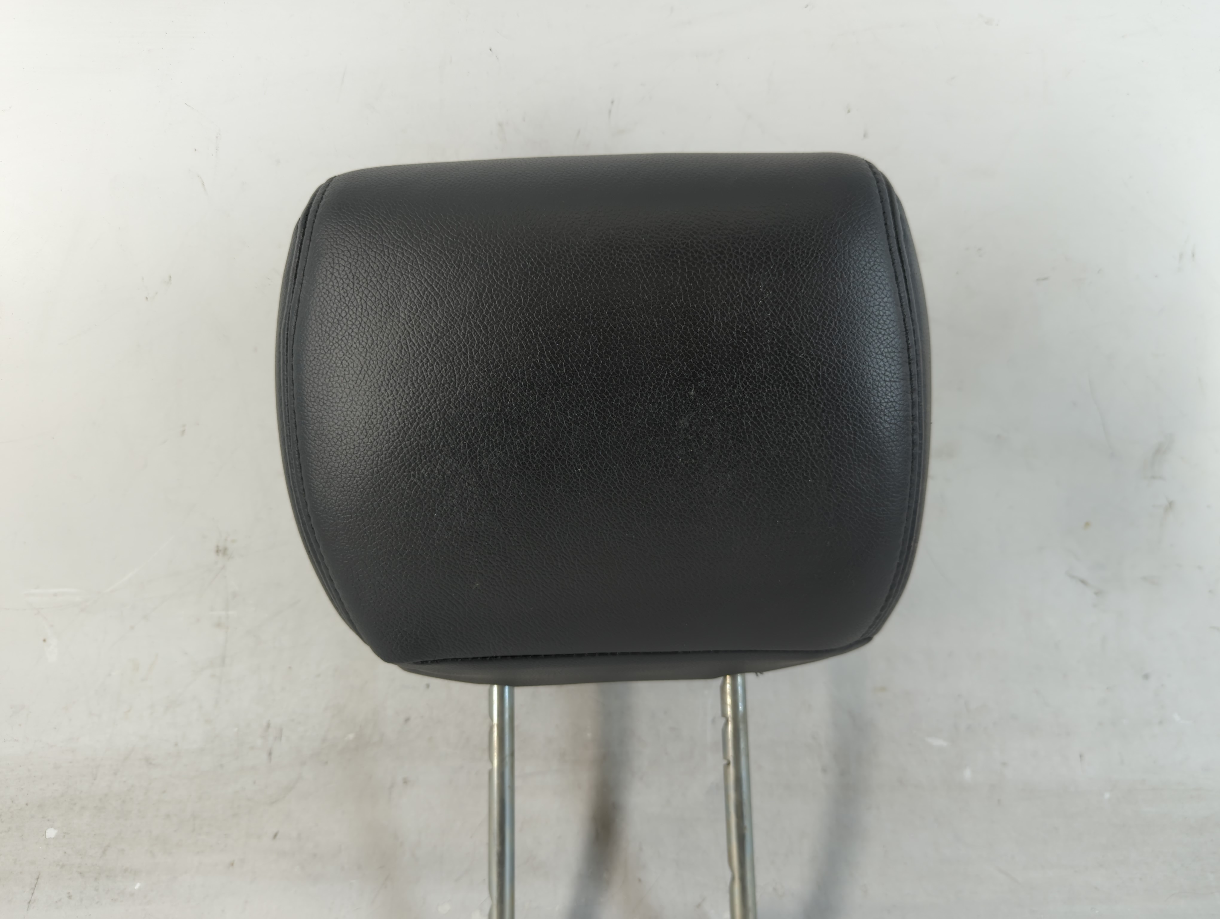 Dodge Ram 1500 Headrest Head Rest Front Driver Passenger Seat Black 1067172 - Oemusedautoparts1.com