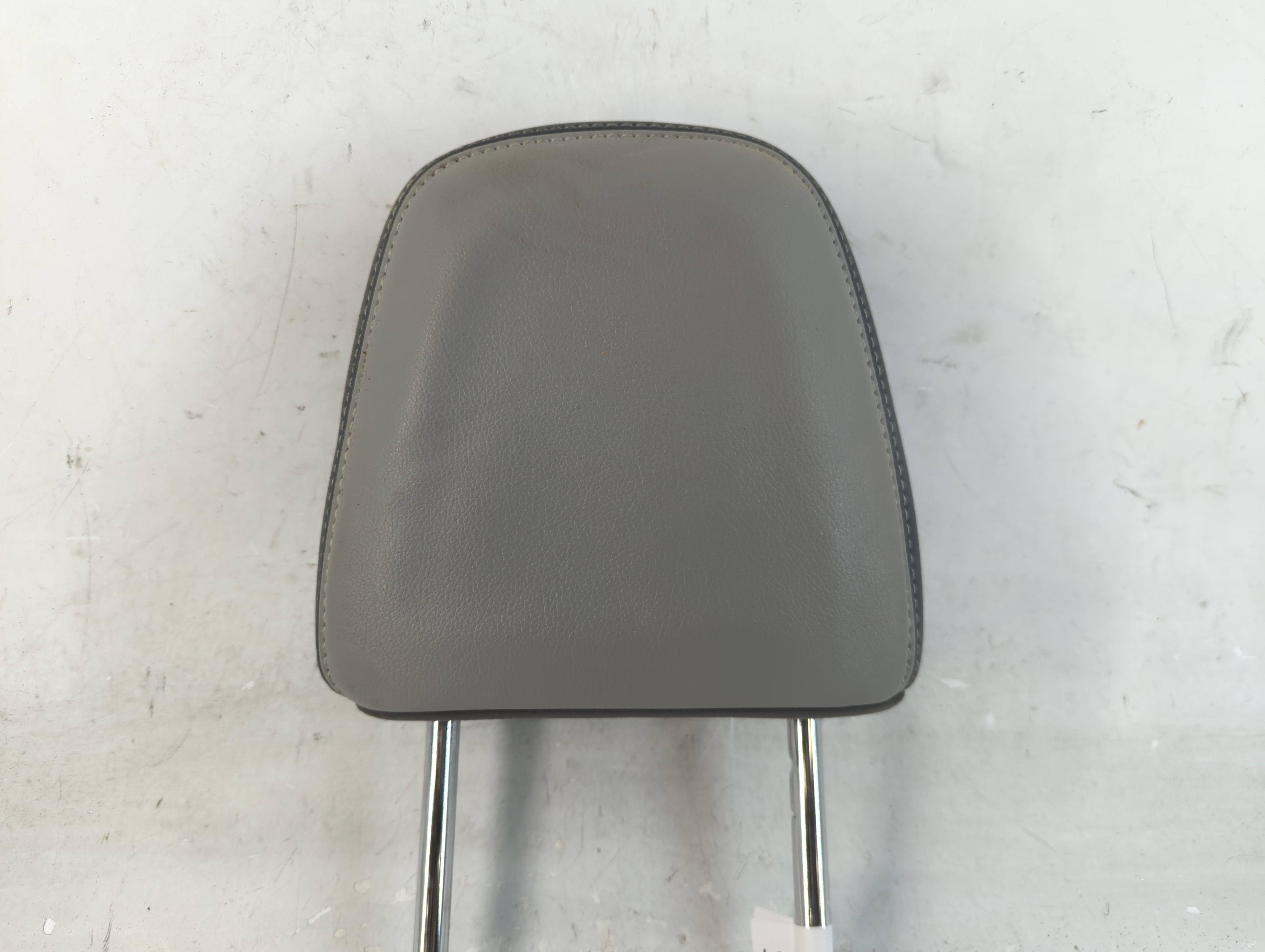 2018 Toyota Rav4 Headrest Head Rest Front Driver Passenger Seat Grey 1067283 - Oemusedautoparts1.com