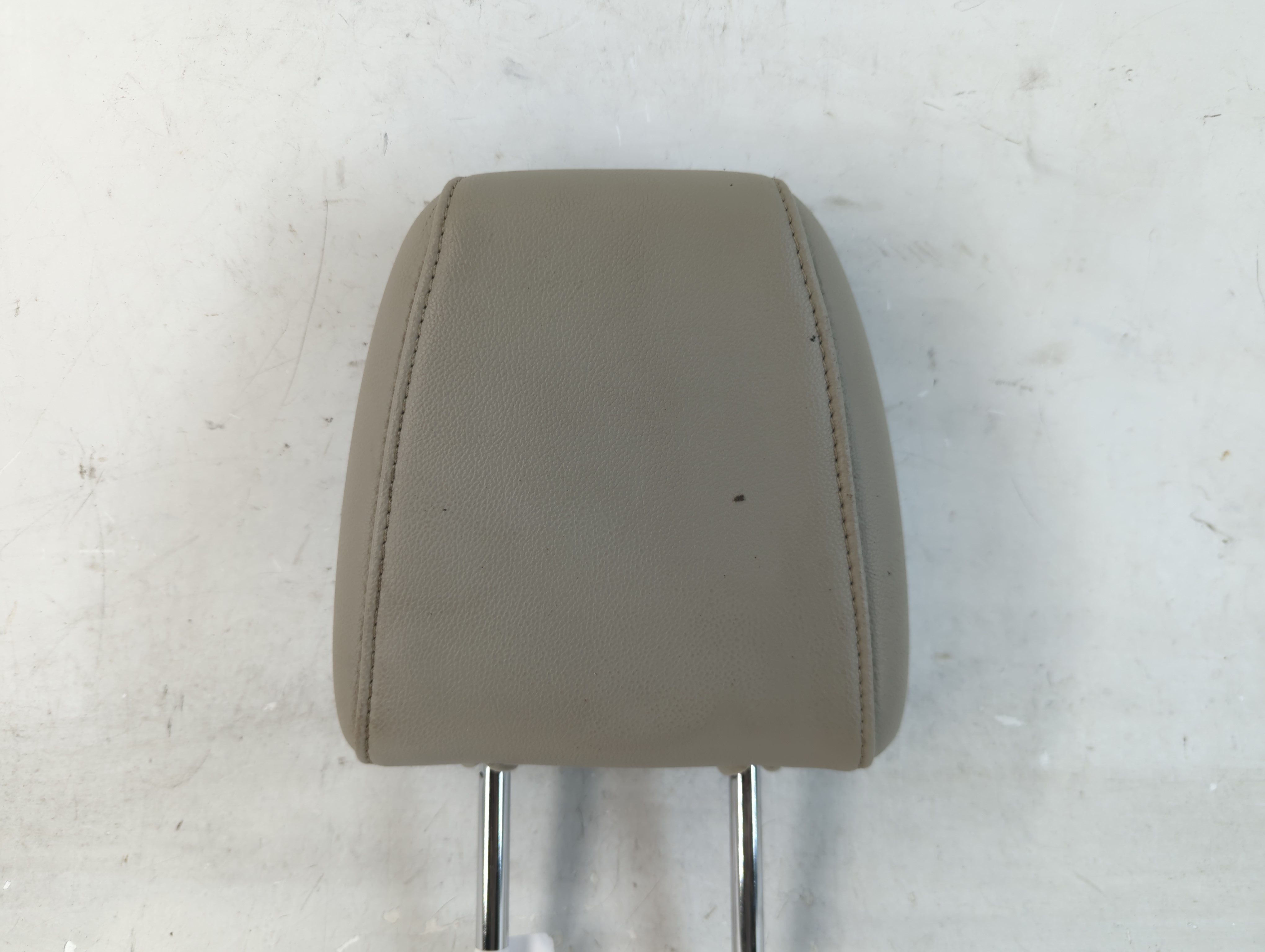 2013 Ford Escape Headrest Head Rest Front Driver Passenger Seat Grey 1067293 - Oemusedautoparts1.com