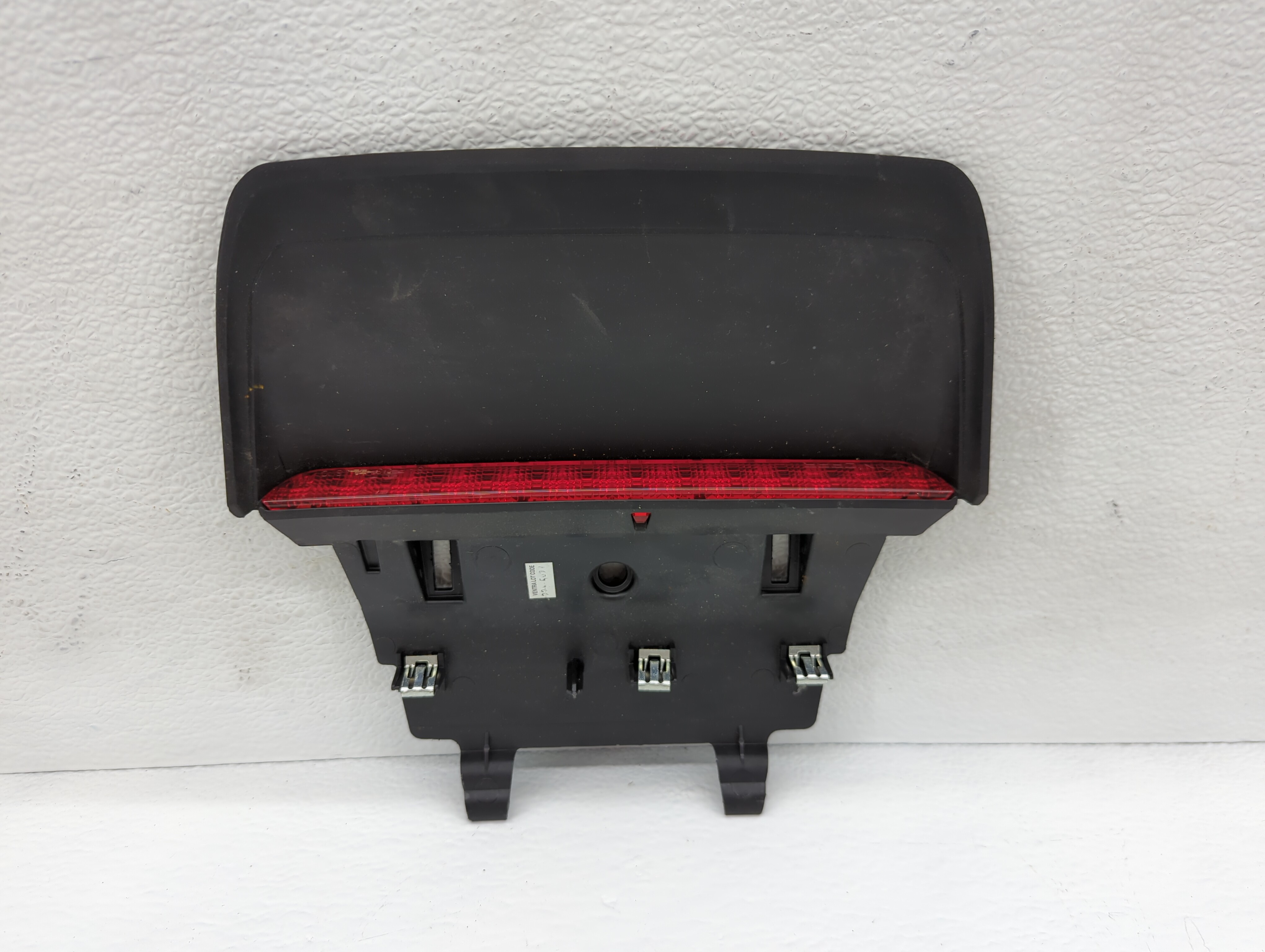 Picture of 2014 Chrysler 200 Third Brake Light Tail Light 1067317