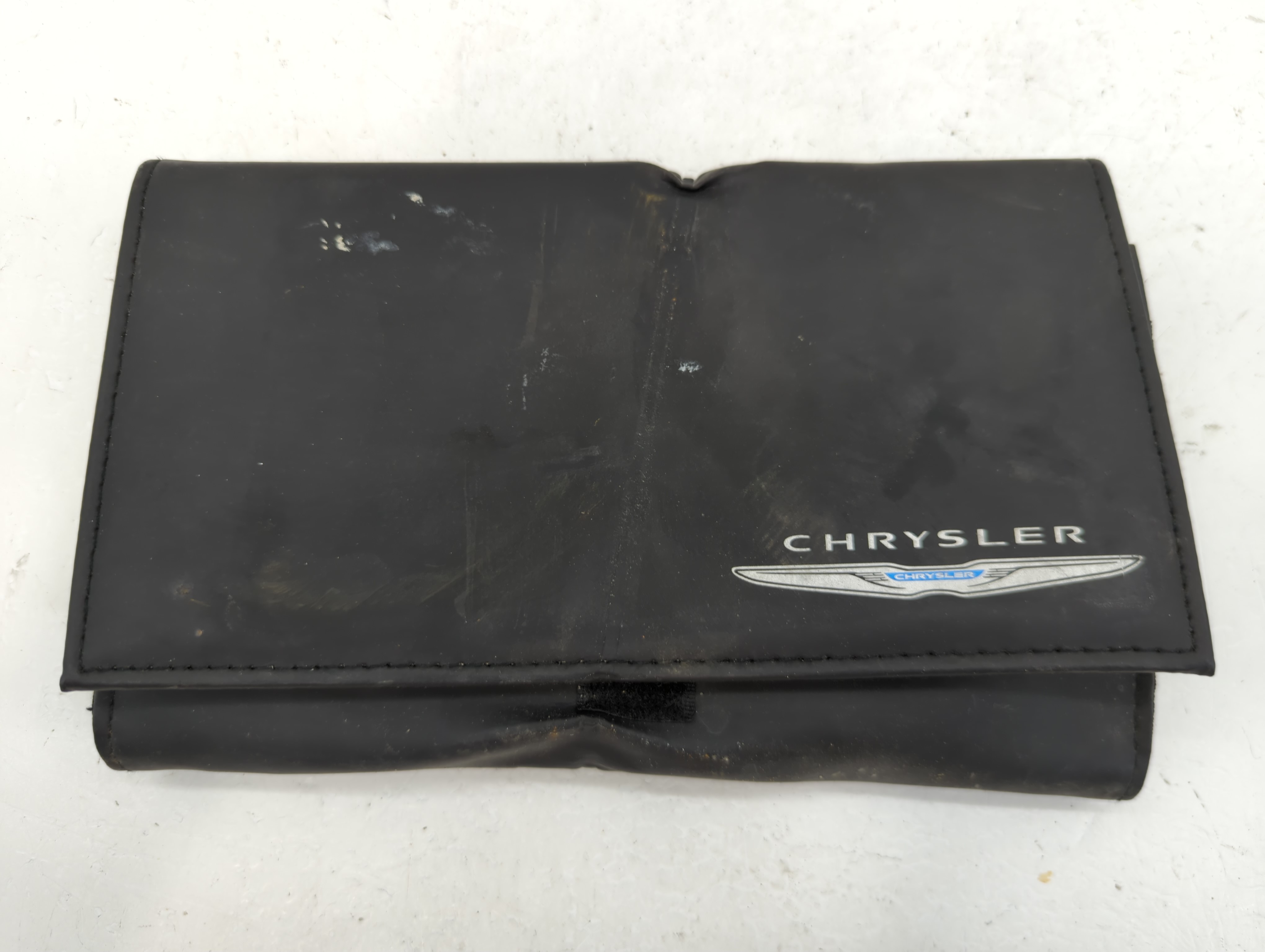 2014 Chrysler 200 Owners Manual Book Guide 1067345 - Oemusedautoparts1.com