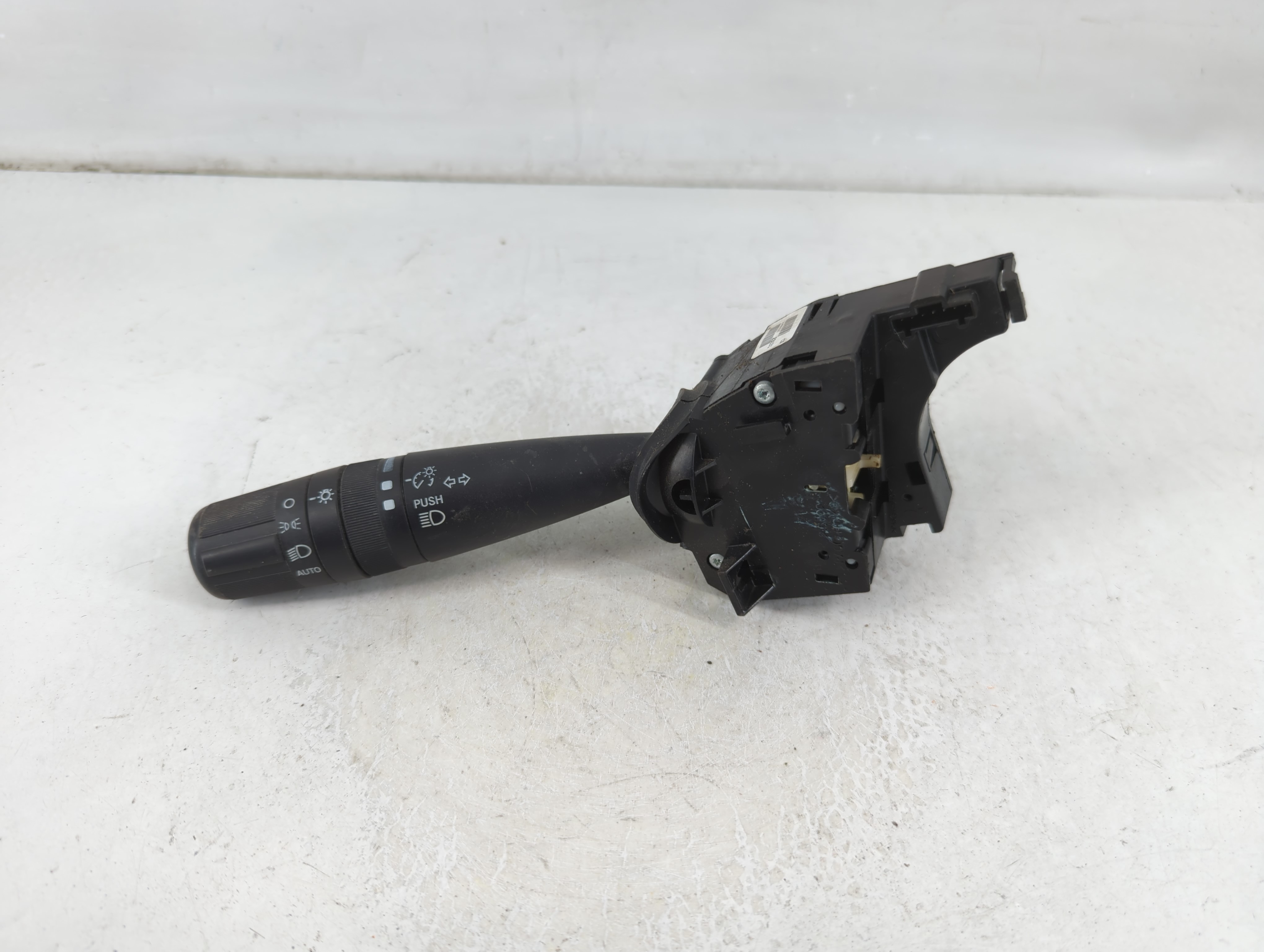 Picture of 2014 Chrysler 200 Headlight Head Light Switch Lamp Control 214866167 1067386