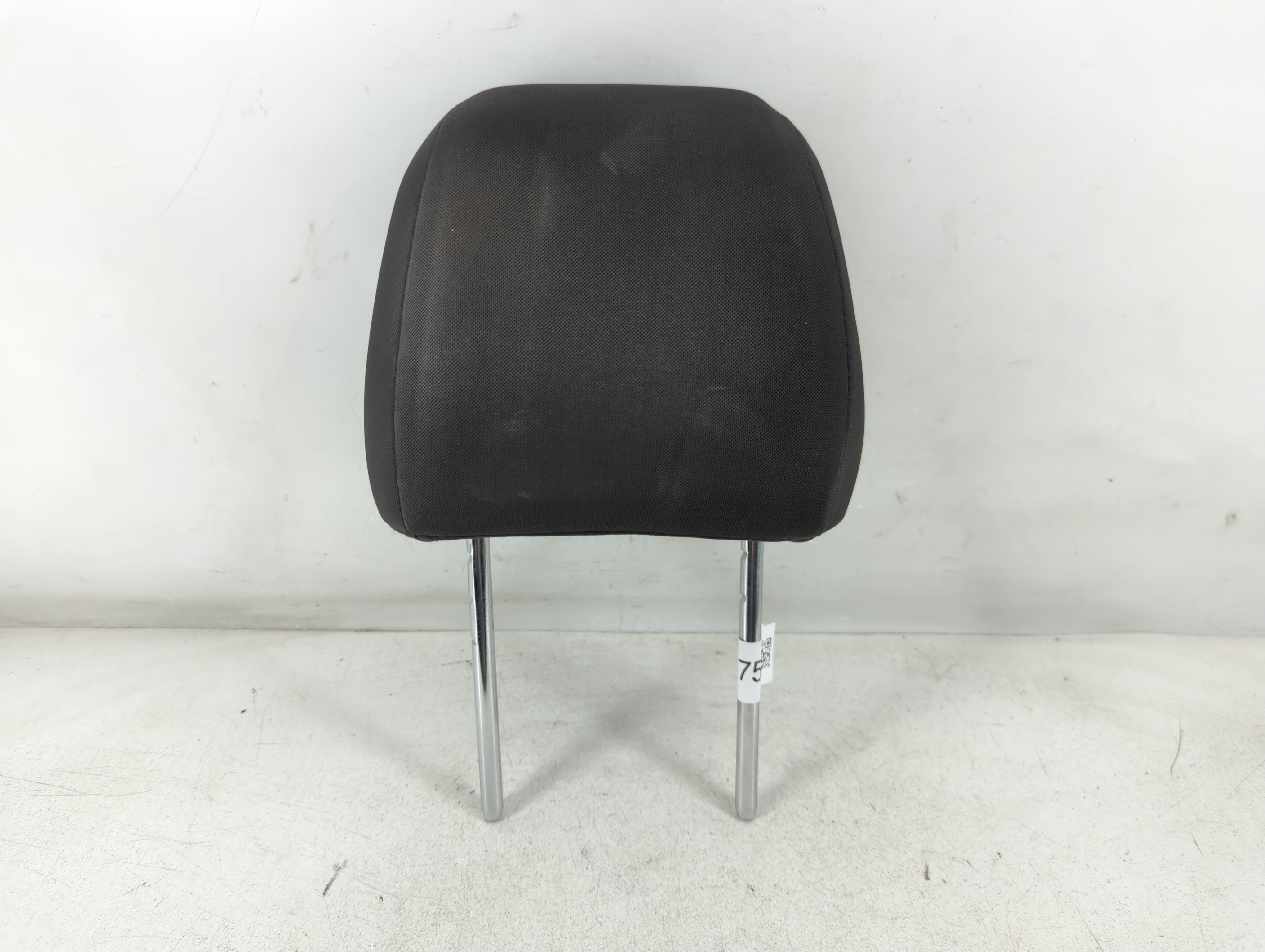 Picture of Ford Escape Headrest Head Rest Front Driver Passenger Seat Black 1067553