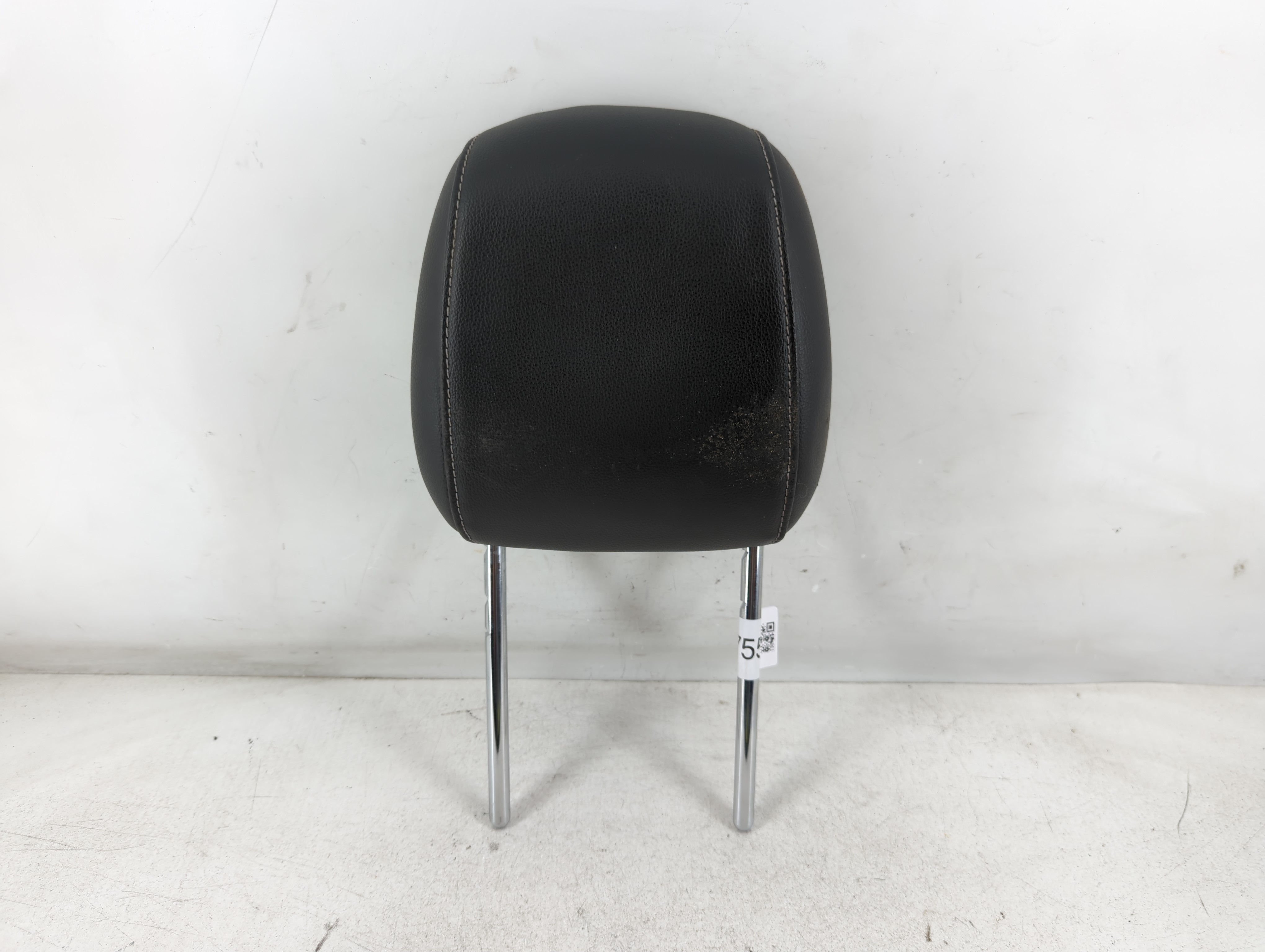 2018 Ford Escape Headrest Head Rest Front Driver Passenger Seat Black 1067557 - Oemusedautoparts1.com