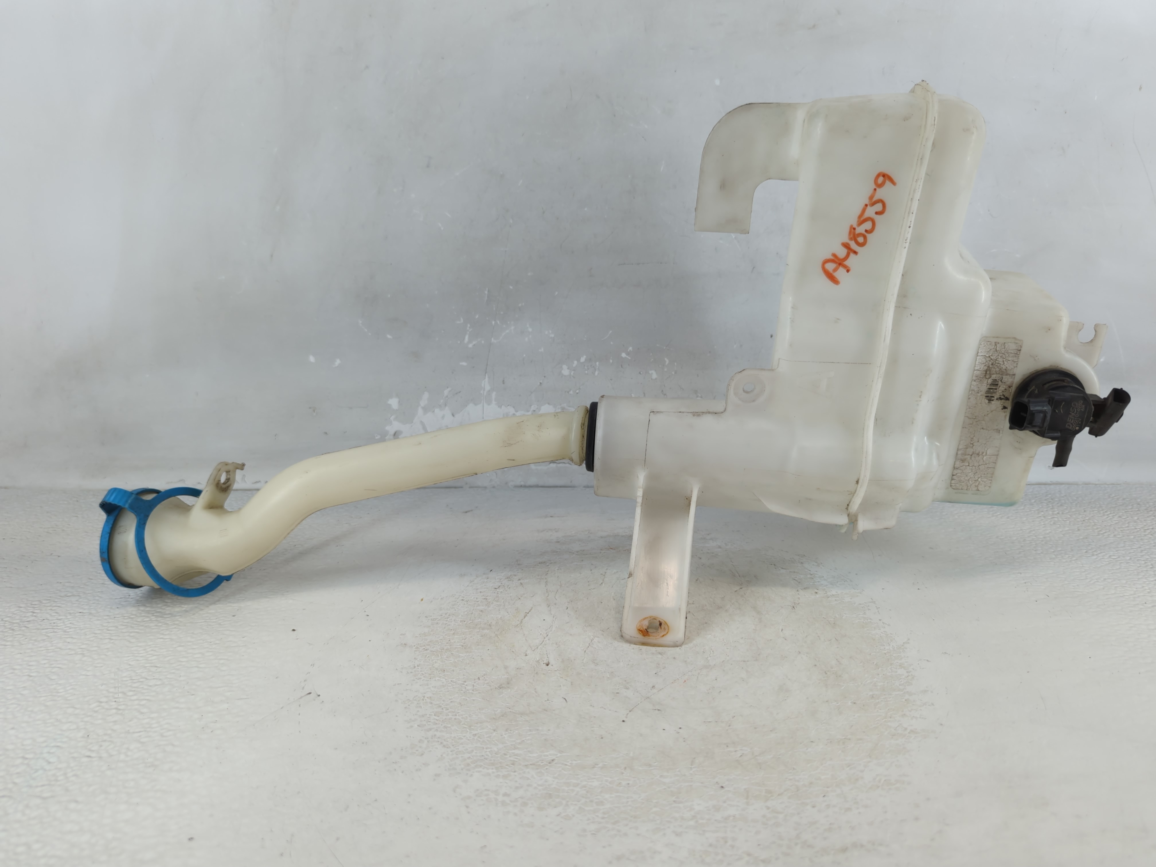 2012-2015 Honda Civic Windshield Washer Fluid Reservoir Bottle Oem 1067605 - Oemusedautoparts1.com