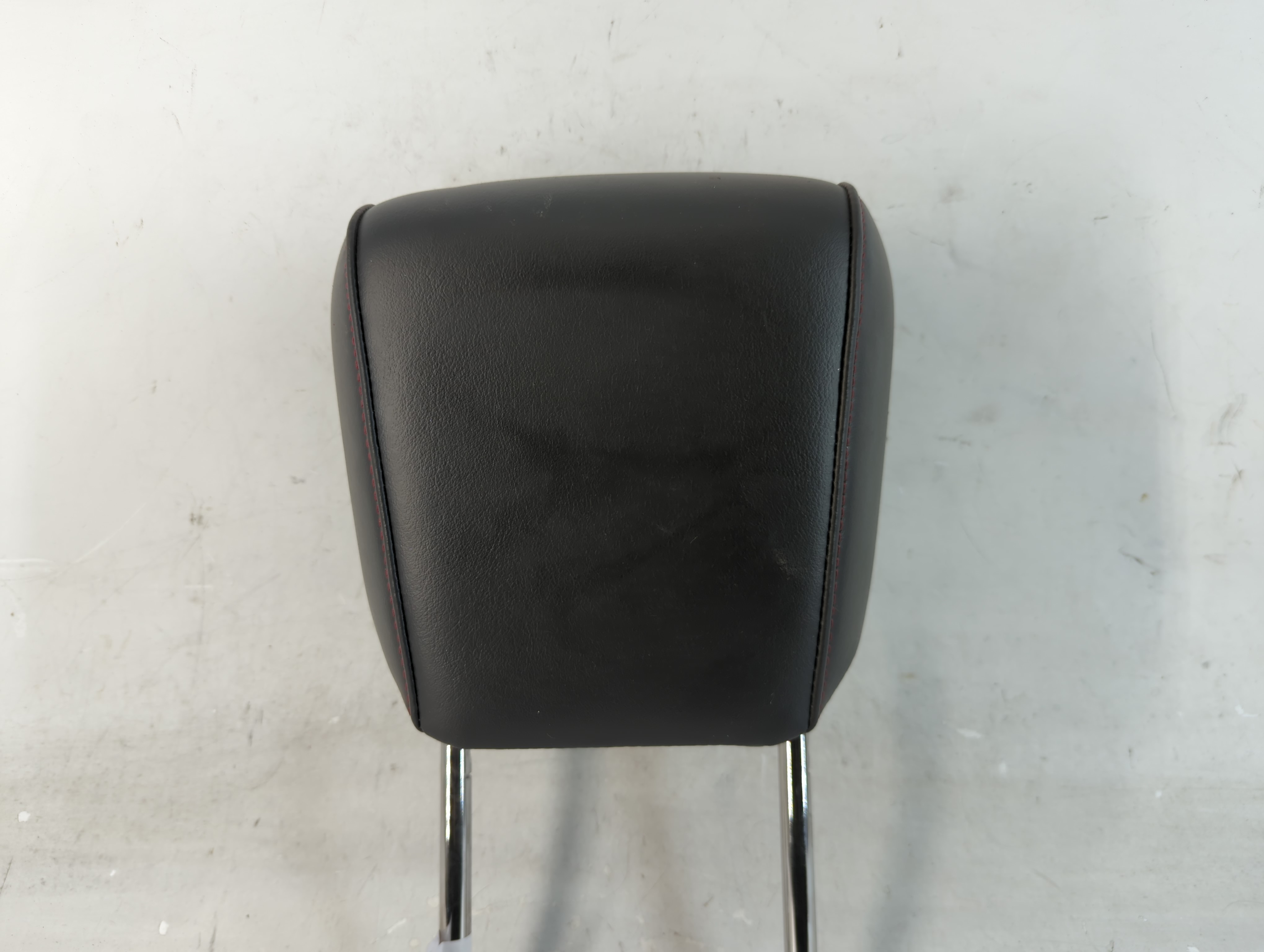 2010-2011 Chevrolet Equinox Headrest Head Rest Rear Seat Black 1067618 - Oemusedautoparts1.com