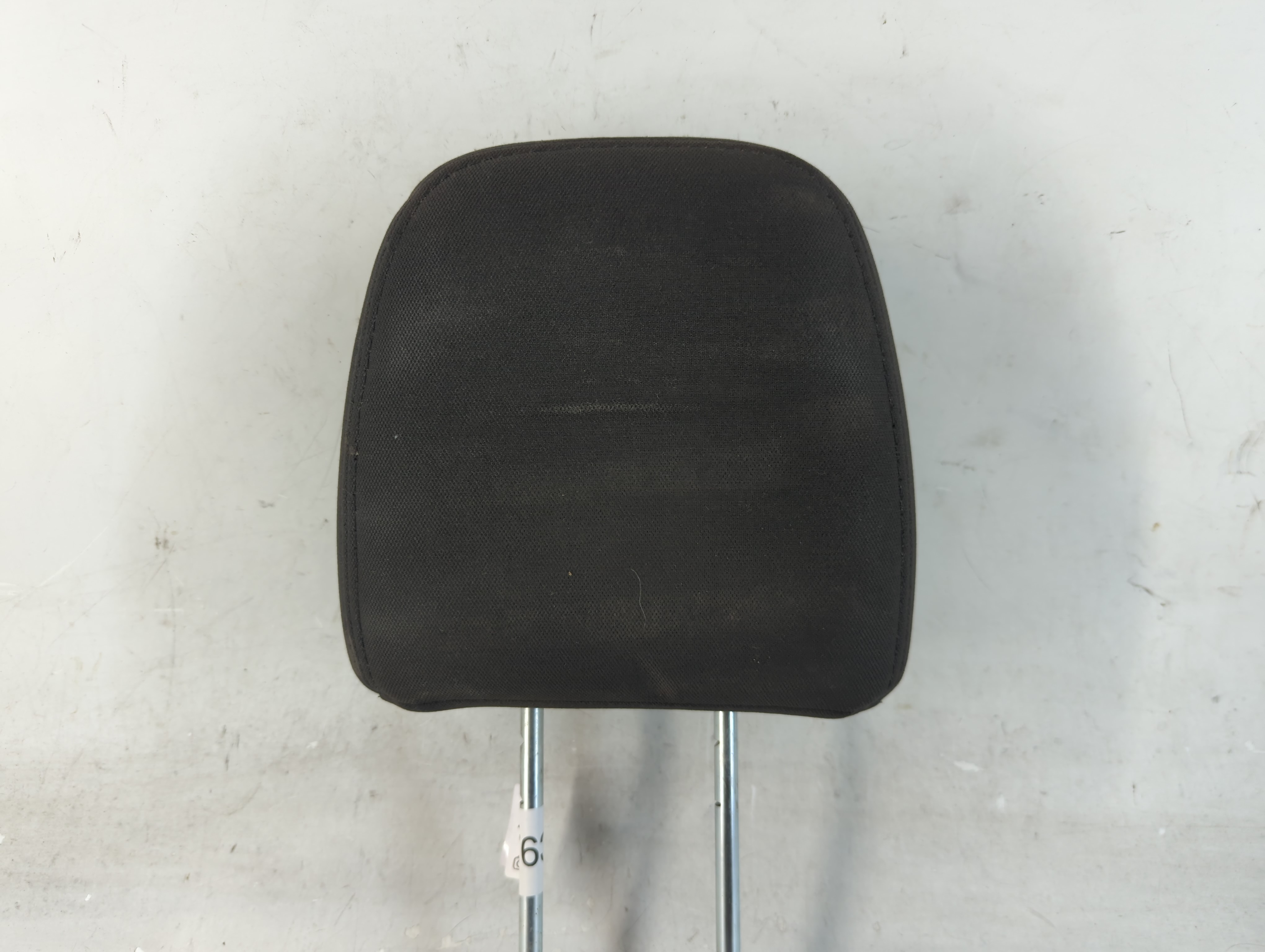 2017 Dodge Journey Headrest Head Rest Rear Center Seat Black 1067632 - Oemusedautoparts1.com