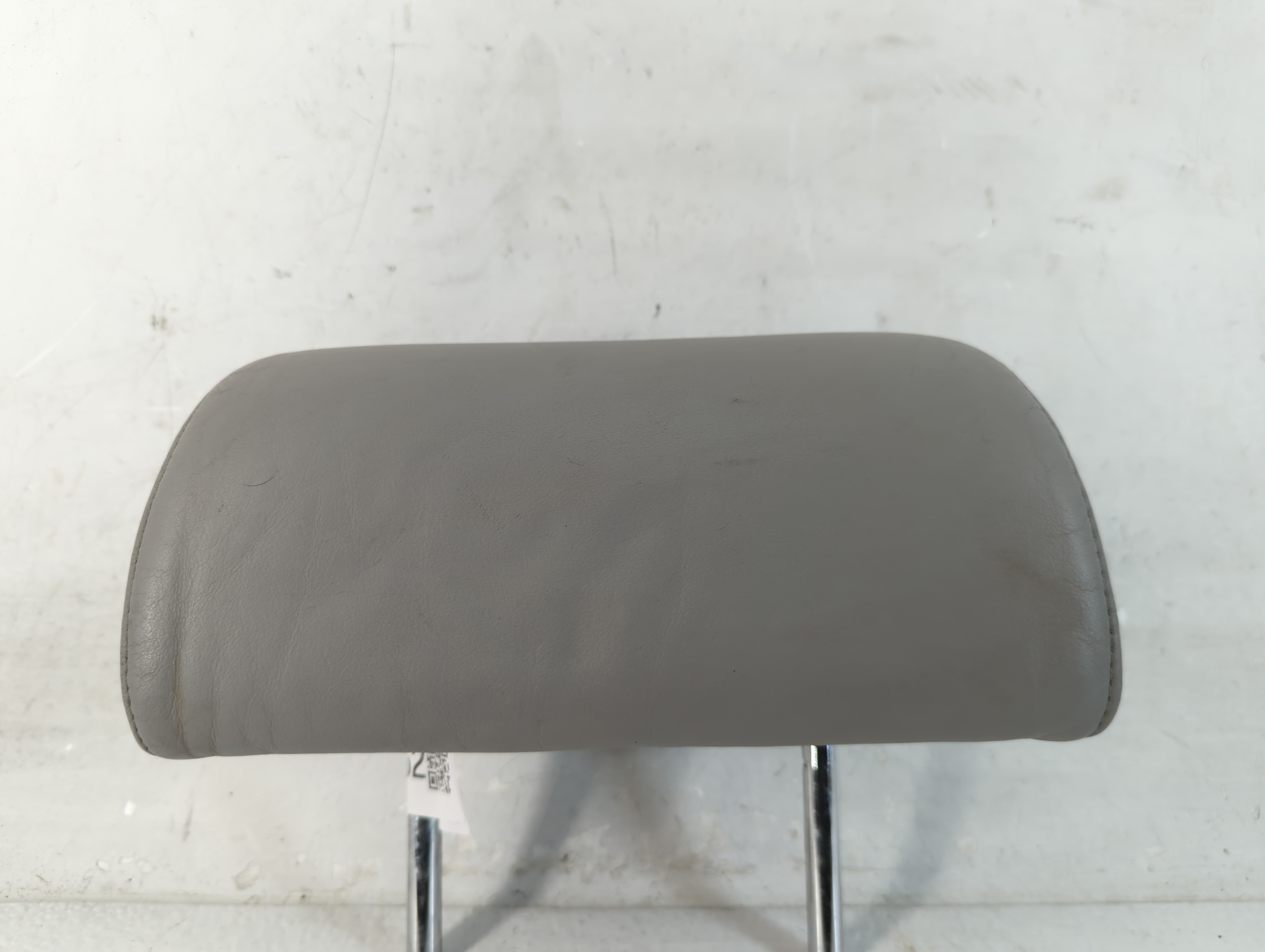 2004-2007 Toyota Highlander Headrest Head Rest Rear Seat Grey 1067662 - Oemusedautoparts1.com