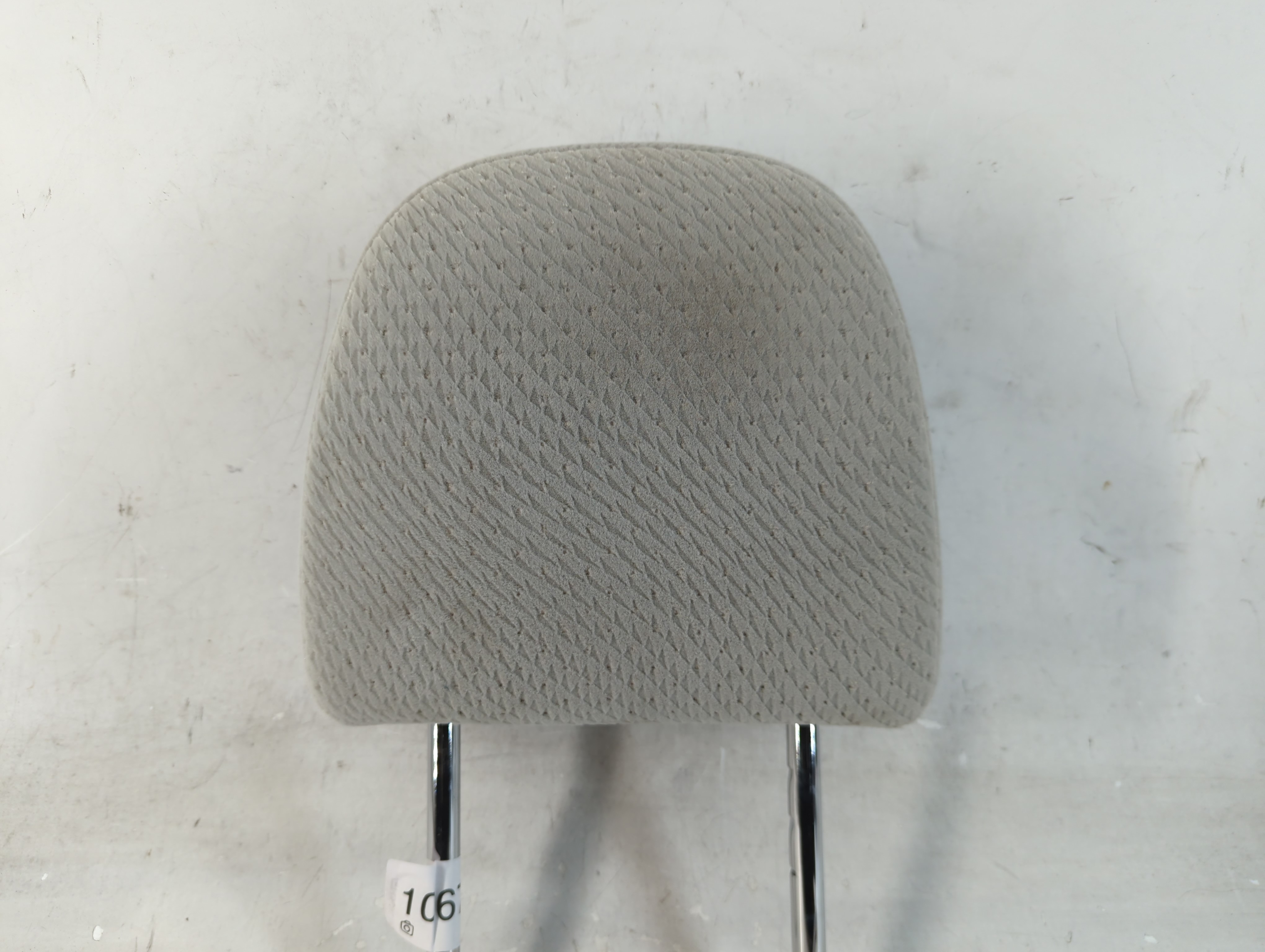 2012-2020 Toyota Sienna Headrest Head Rest Front Driver Passenger Seat 1067696 - Oemusedautoparts1.com