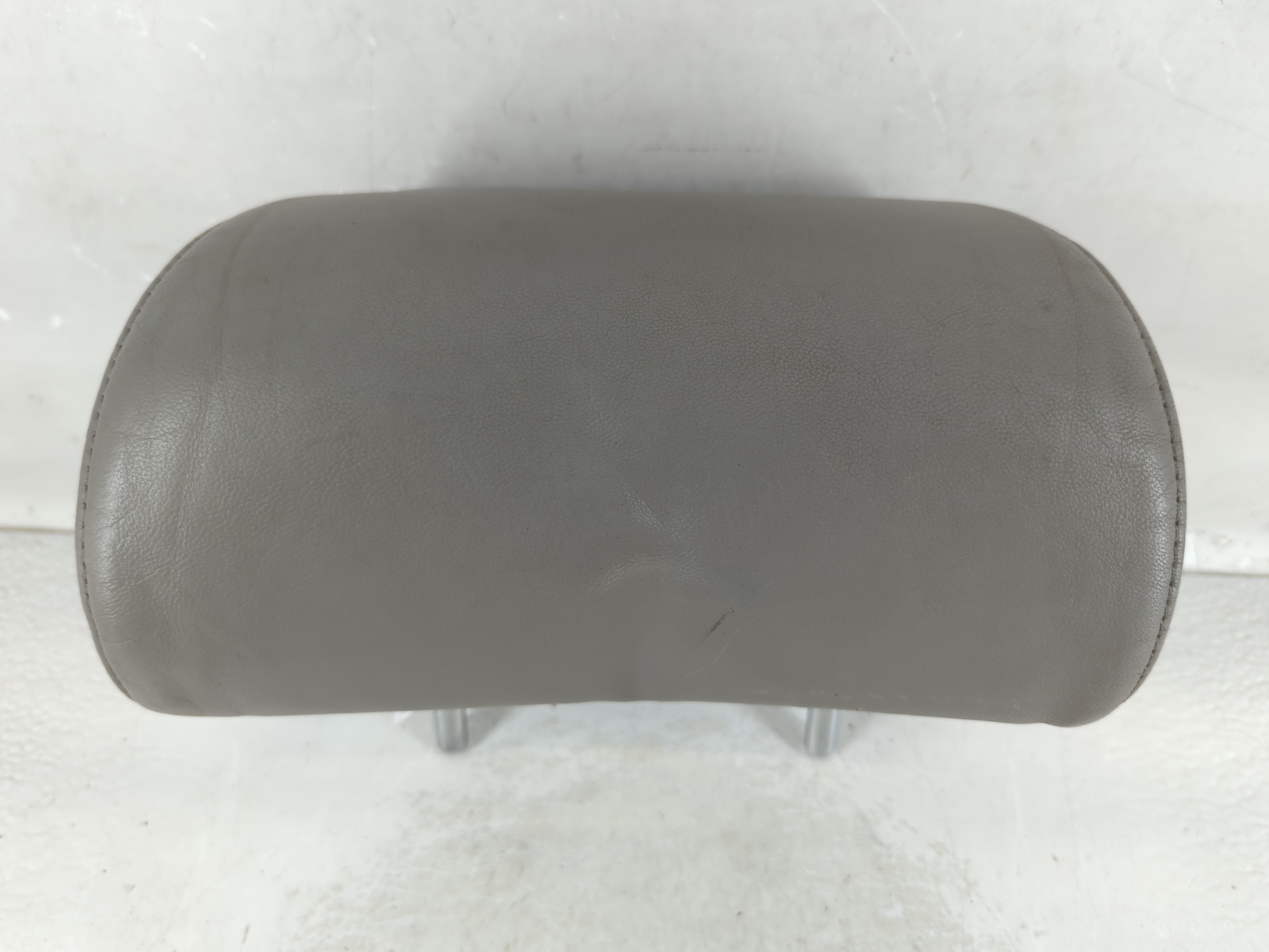 2004-2007 Toyota Highlander Headrest Head Rest Rear Seat Grey 1067702 - Oemusedautoparts1.com