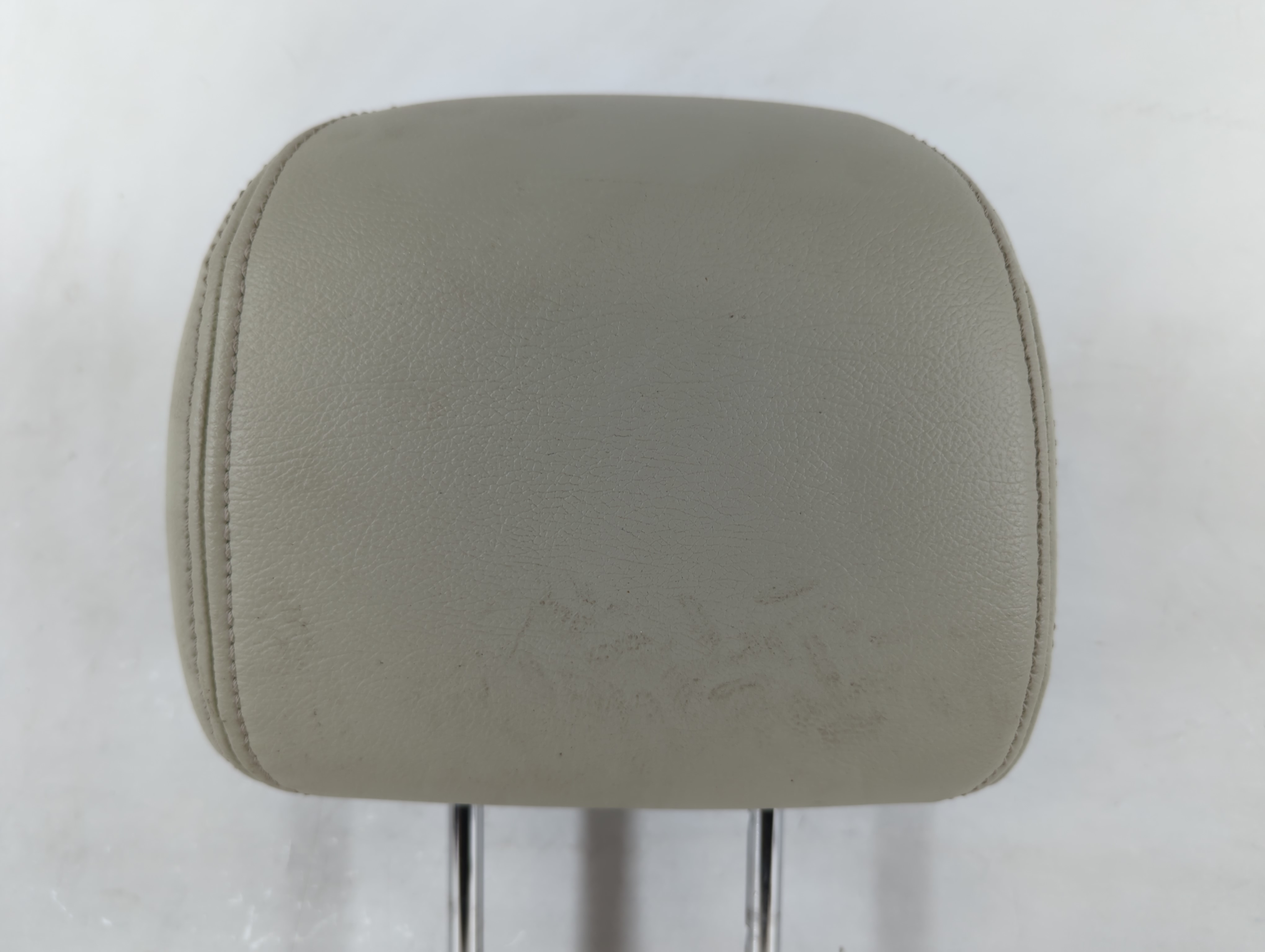 2013-2014 Subaru Legacy Headrest Head Rest Front Driver Passenger Seat 1067716 - Oemusedautoparts1.com