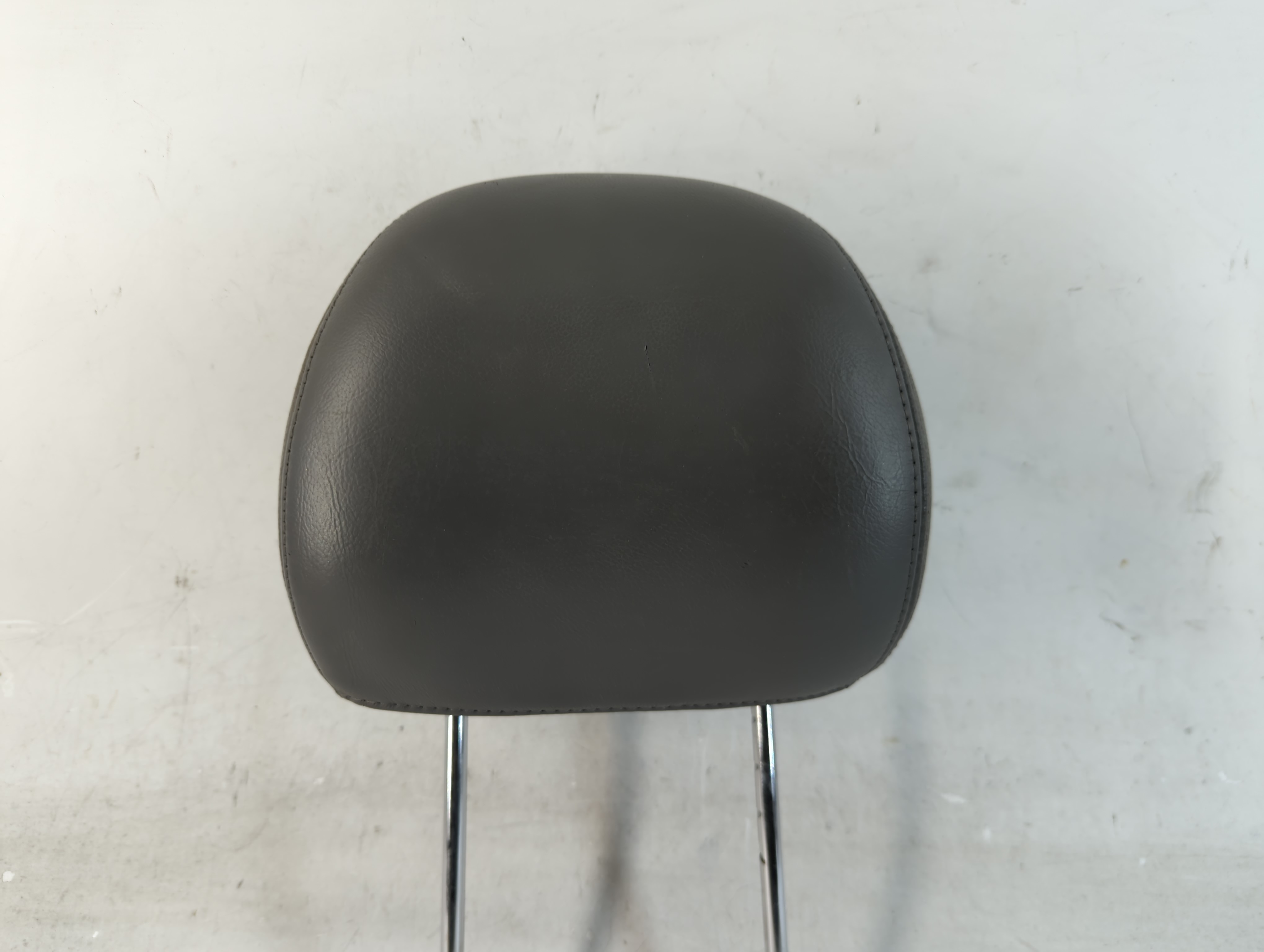 Picture of 2011-2015 Hyundai Sonata Headrest Head Rest Front Driver Passenger Seat 1067717