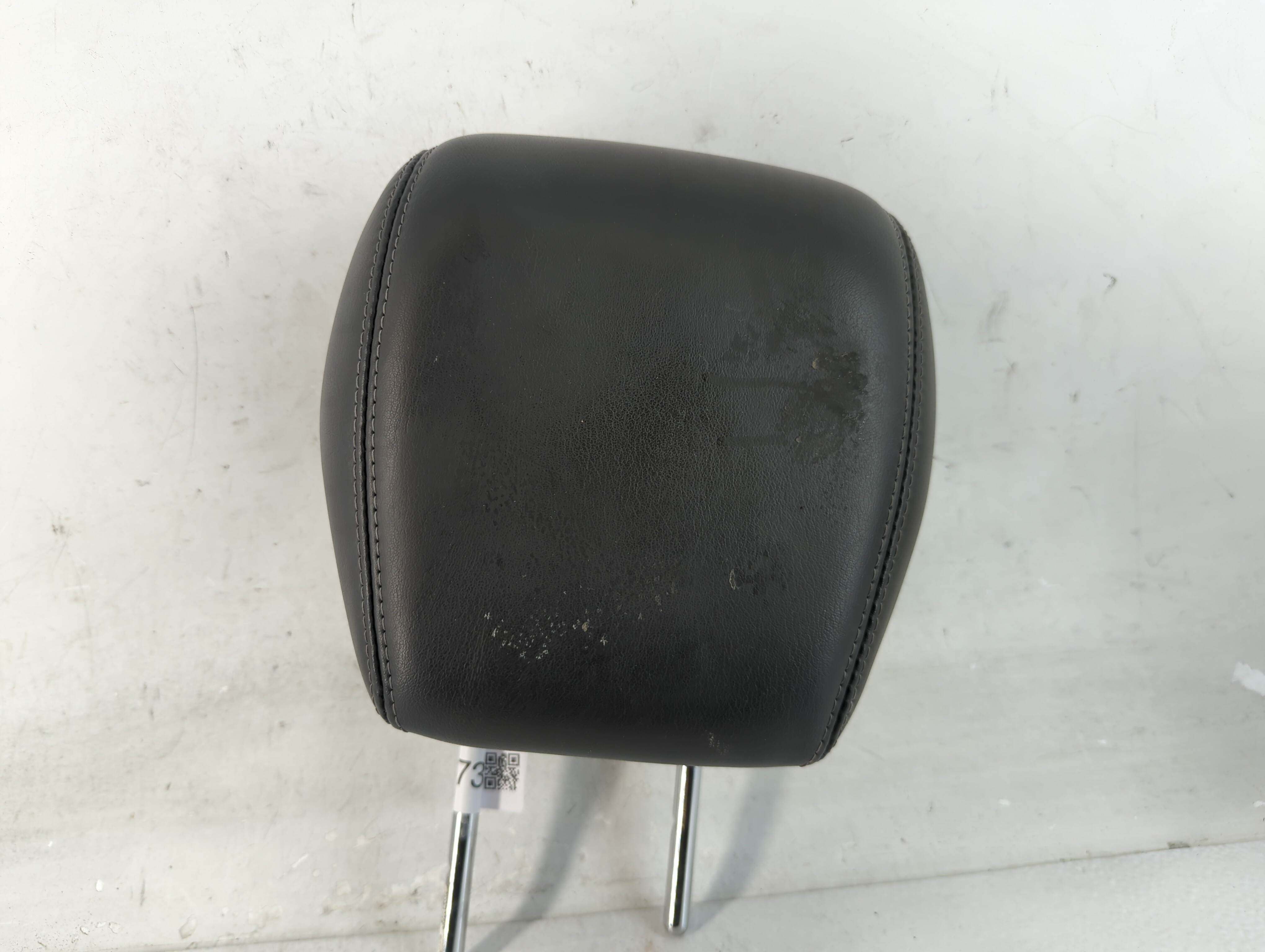 Picture of 2013 Chevrolet Traverse Headrest Head Rest Front Driver Passenger Seat 1067733