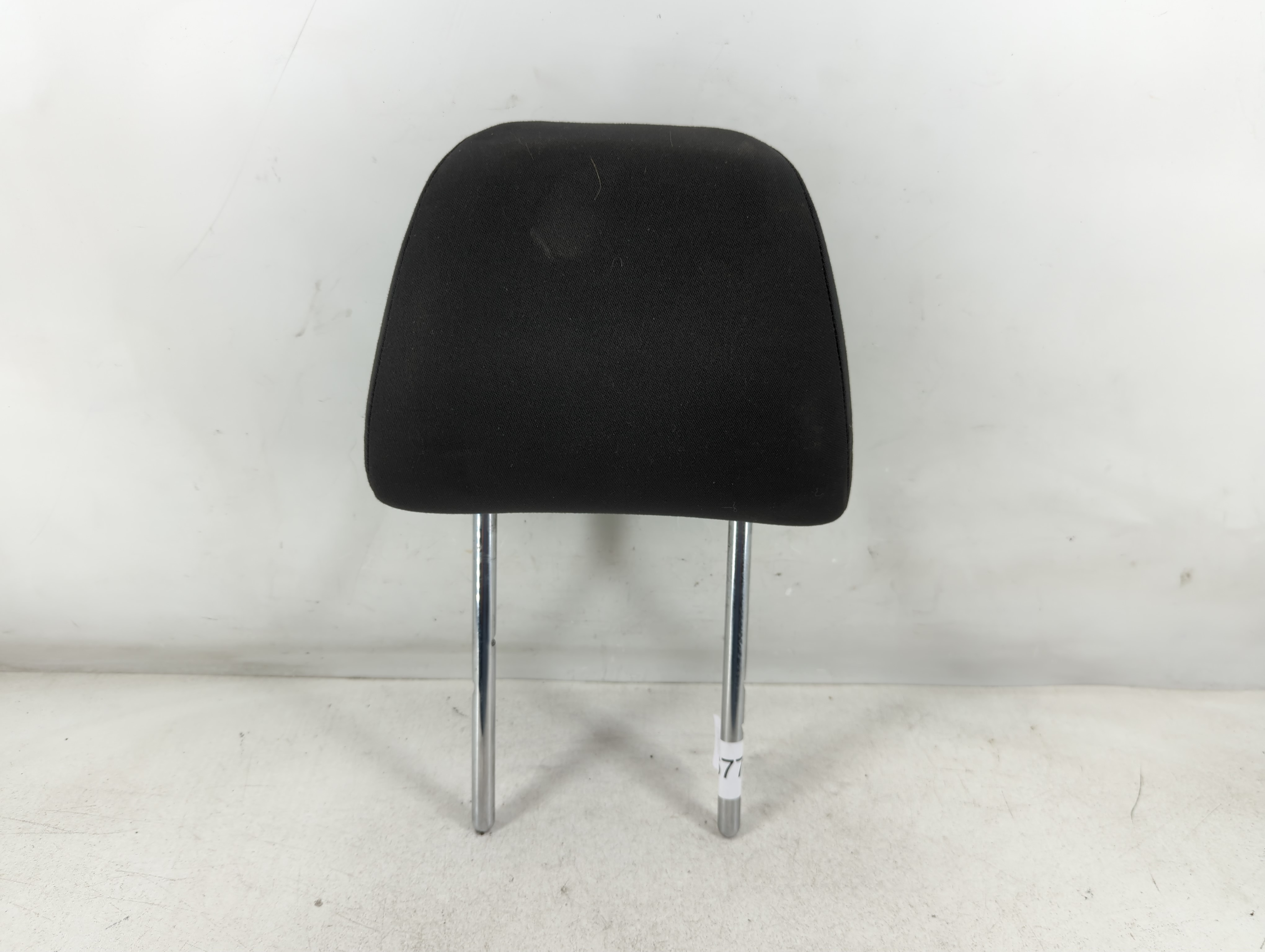 2014 Volkswagen Jetta Headrest Head Rest Front Driver Passenger Seat 1067757 - Oemusedautoparts1.com