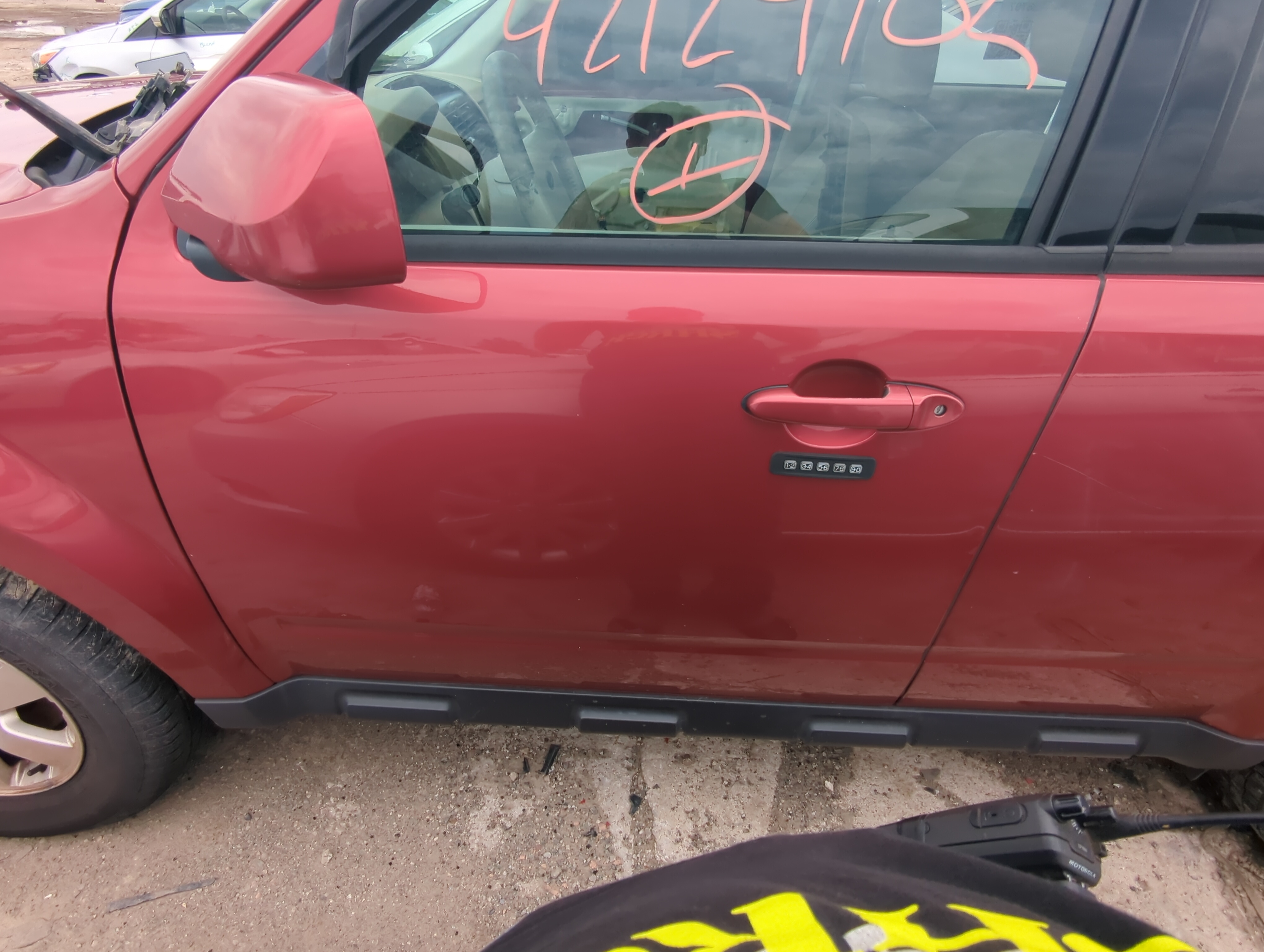 Picture of 2009-2012 Ford Escape Driver Front Door Oem 1067957