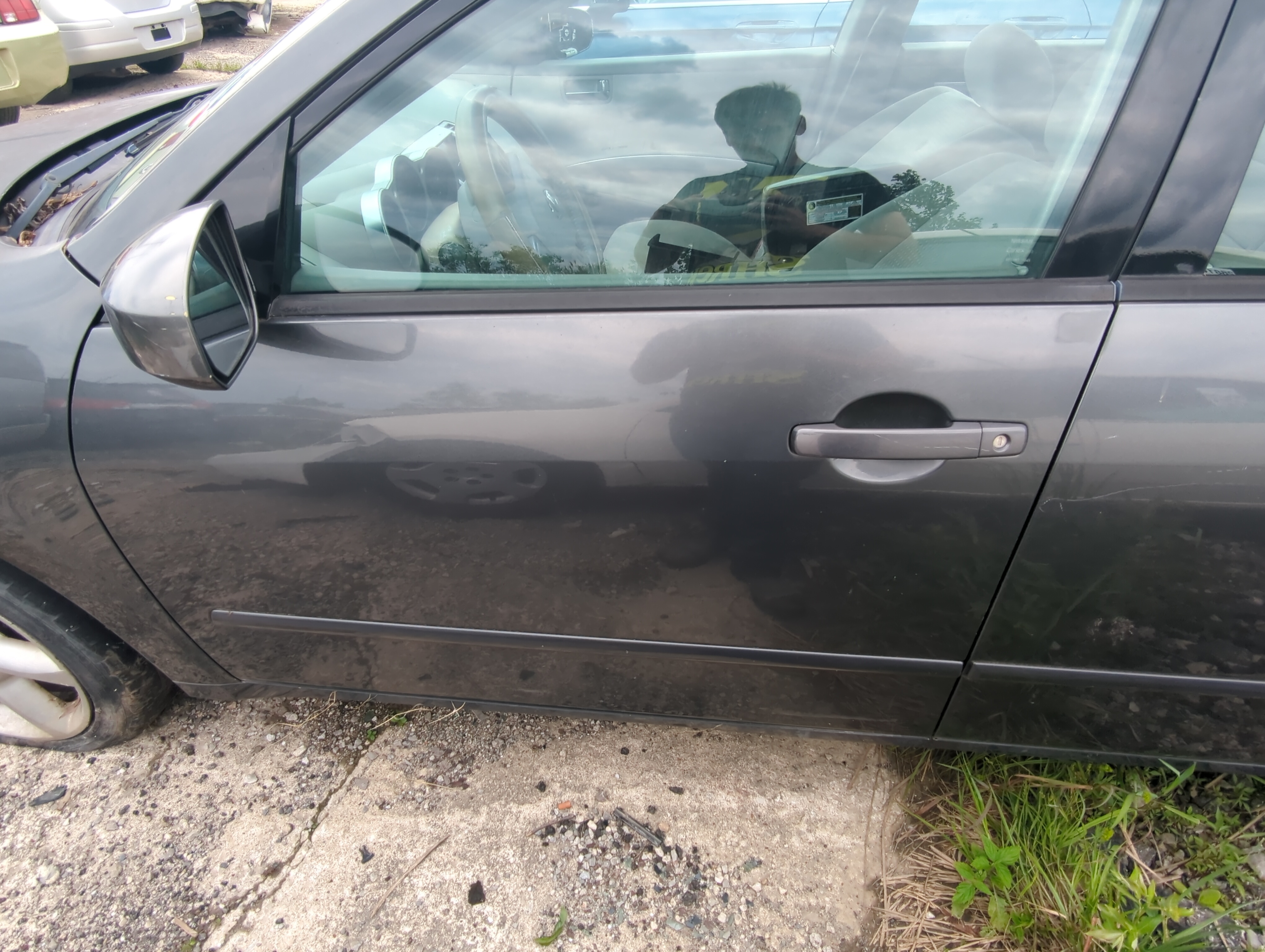 Picture of 2004-2008 Nissan Maxima Driver Front Door Oem 1068213