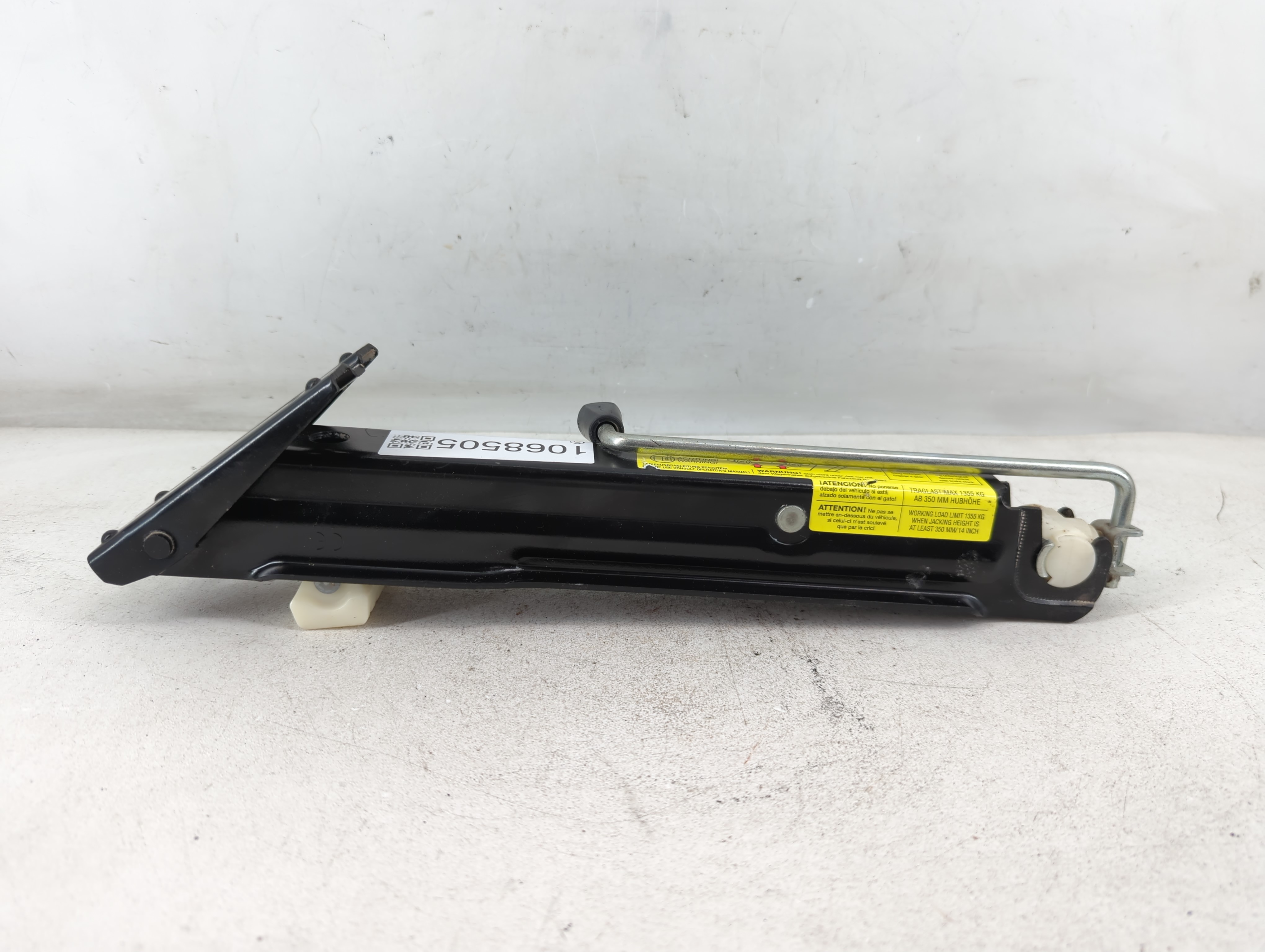 2008 Mercedes-benz R350 Spare Scissor Car Jack 1068505 - Oemusedautoparts1.com