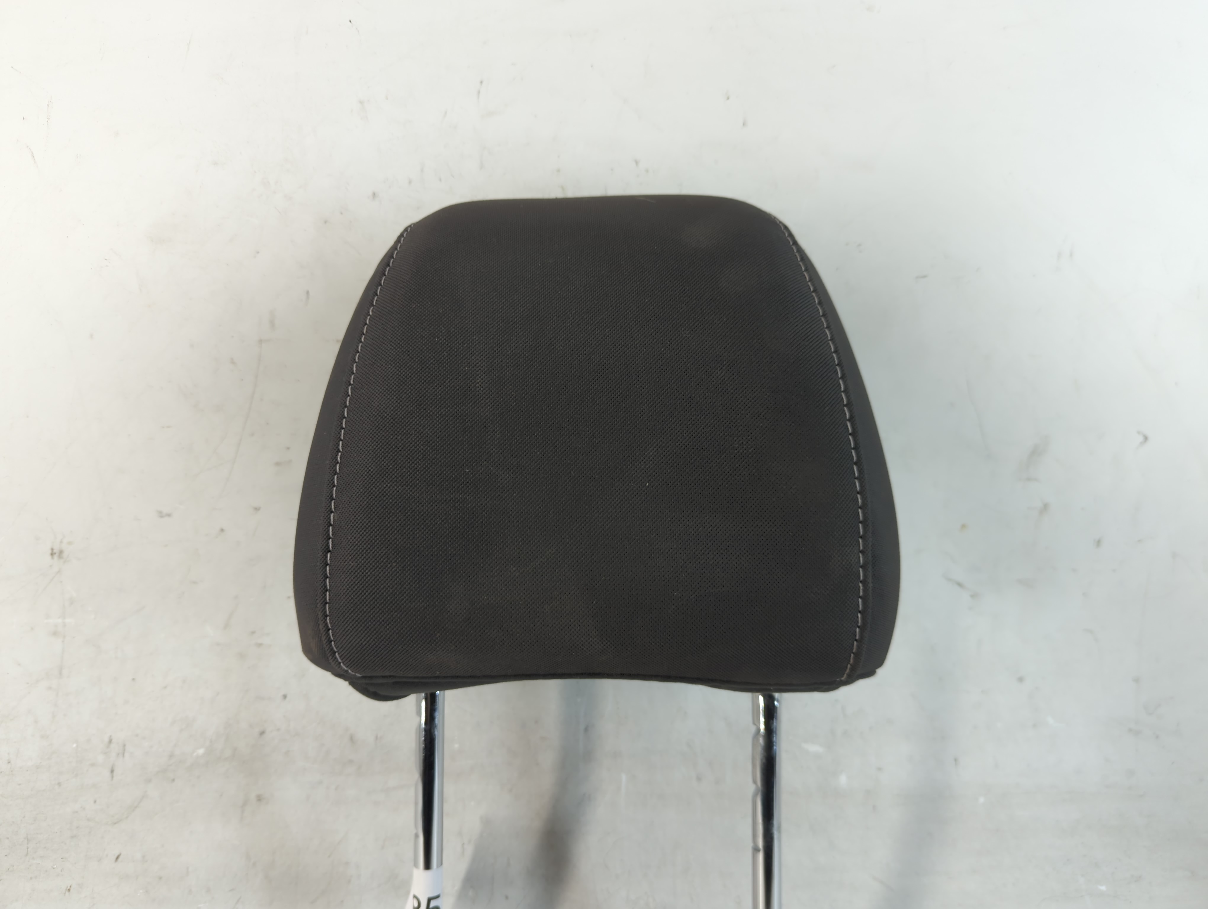 2014-2015 Ford Escape Headrest Head Rest Front Driver Passenger Seat 1068516 - Oemusedautoparts1.com