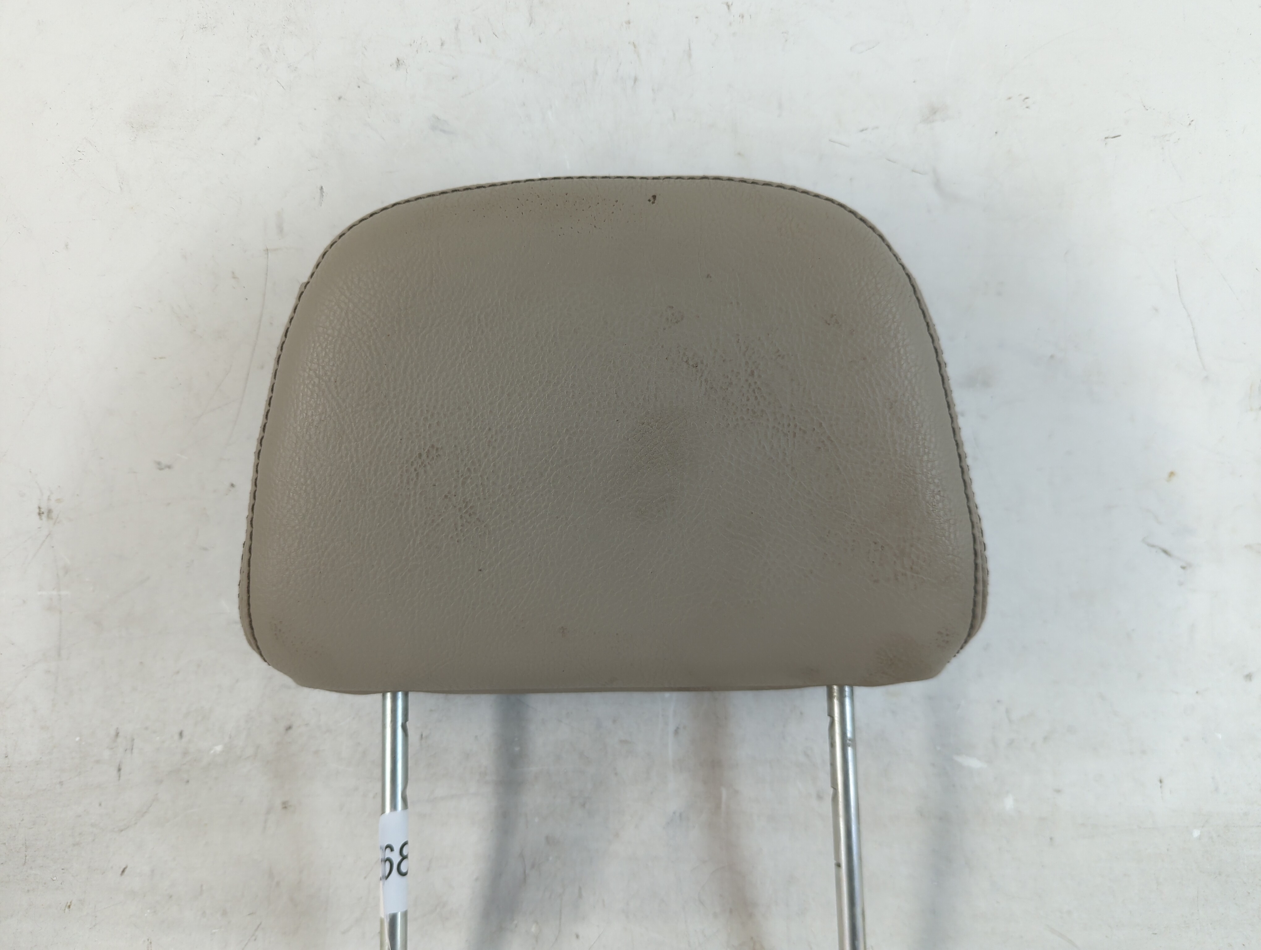 2013-2013 Ford Edge Headrest Head Rest Rear Seat Tan 1068527 - Oemusedautoparts1.com
