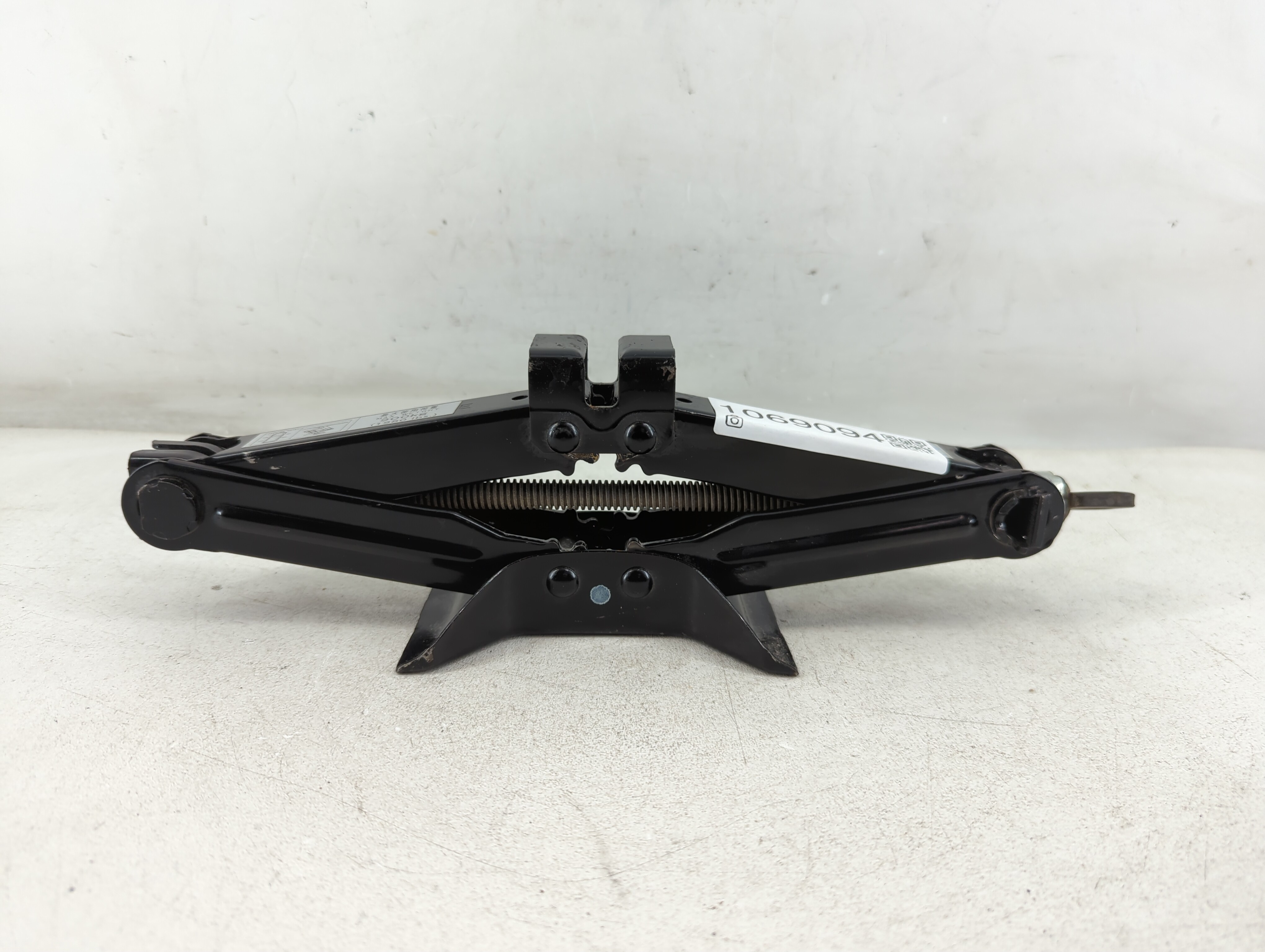 2012 Subaru Impreza Spare Scissor Car Jack 1069094 - Oemusedautoparts1.com