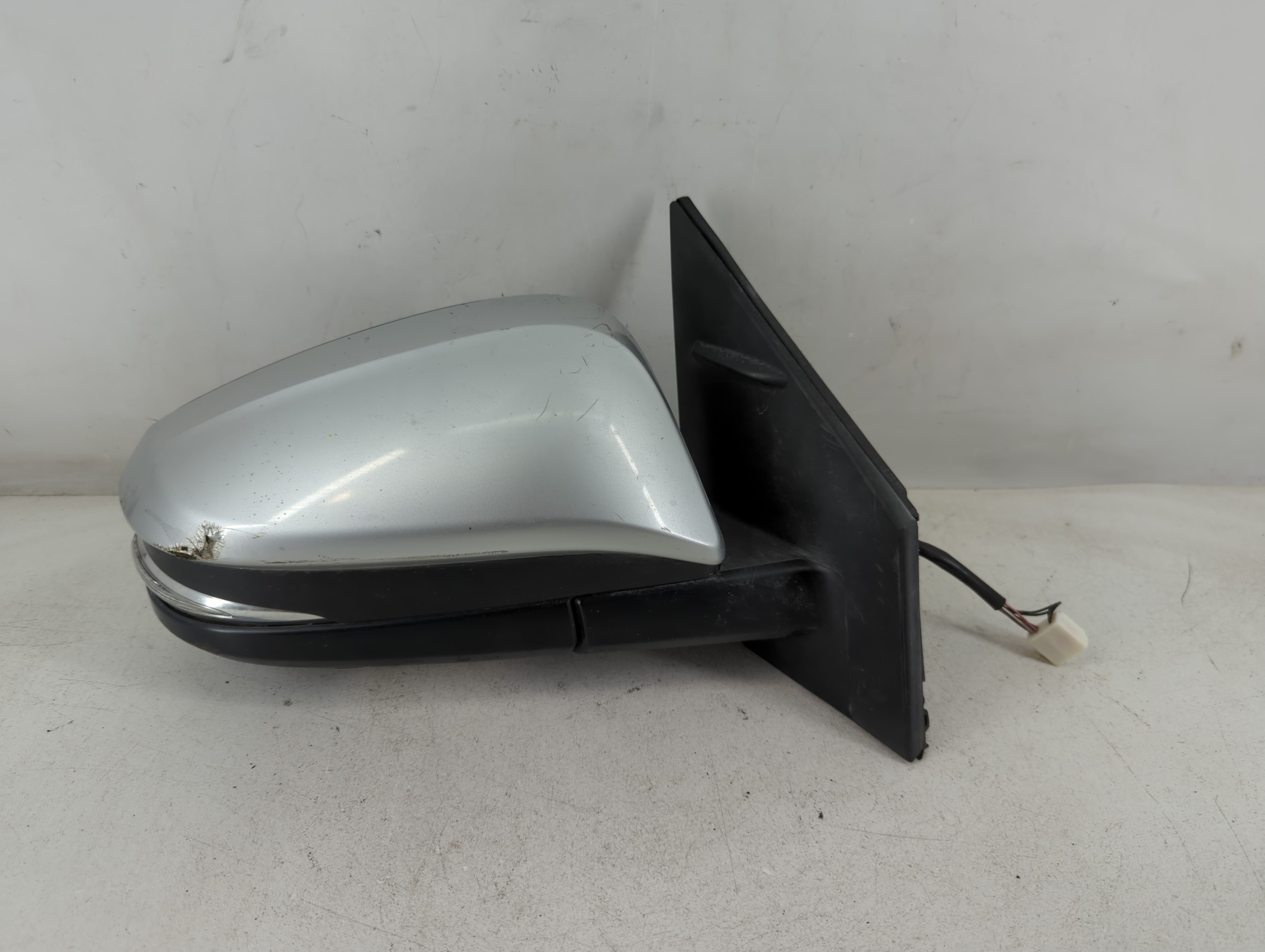 Picture of 2015-2015 Toyota Rav4 Passenger Right Side View Power Door Mirror Silver 1069104