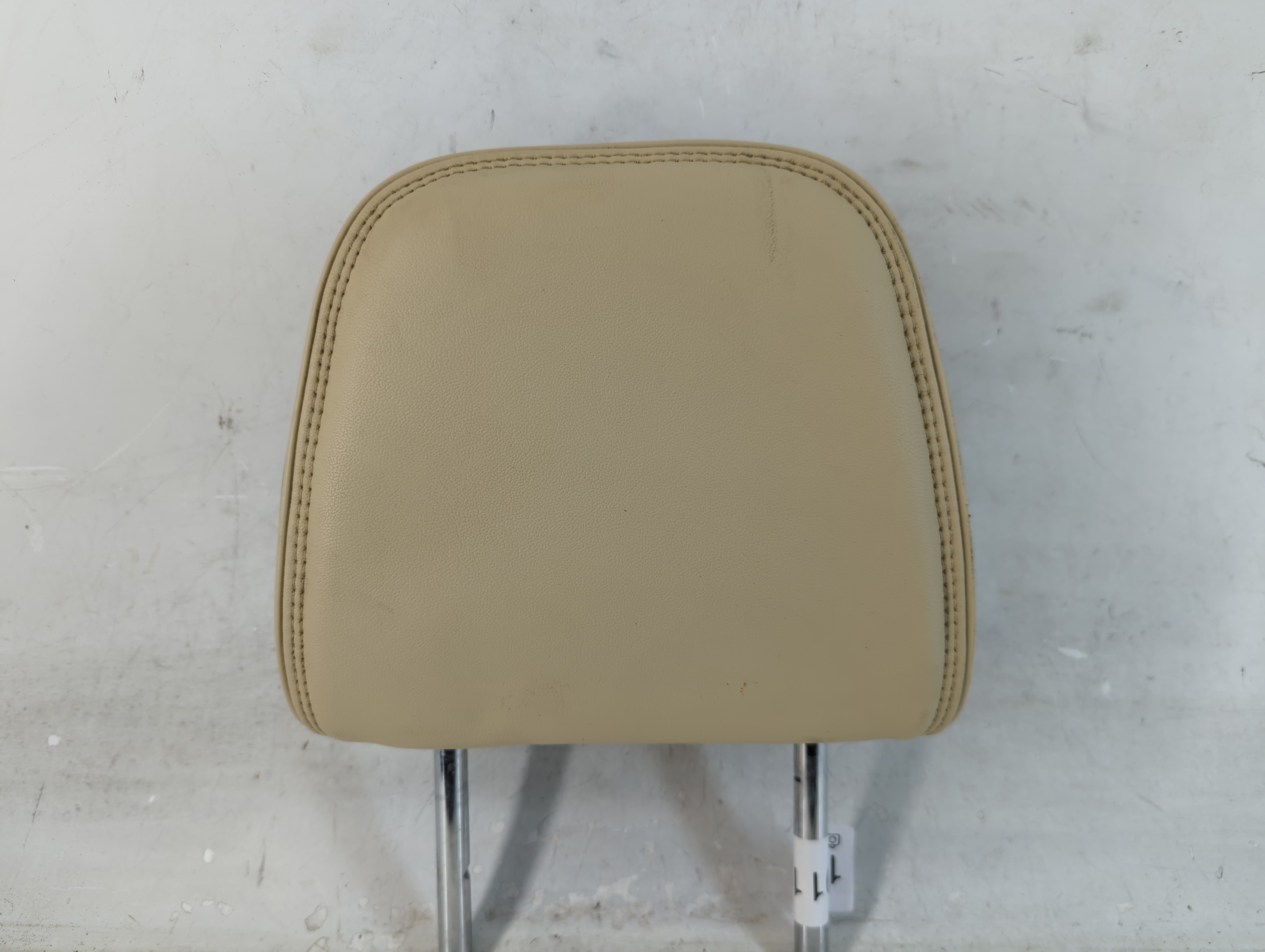 2012-2017 Toyota Camry Headrest Head Rest Front Driver Passenger Seat 1069119 - Oemusedautoparts1.com