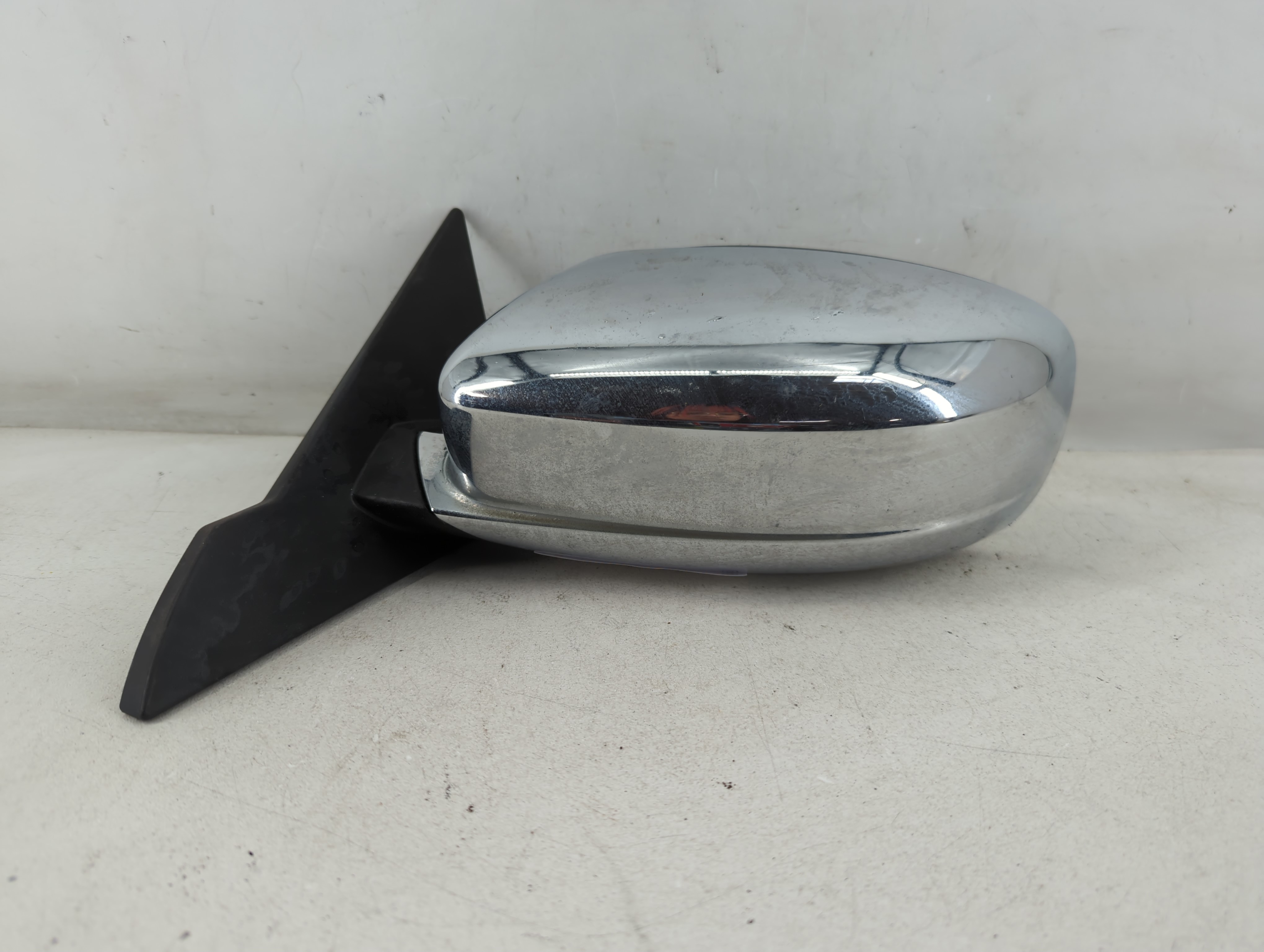 2011-2014 Chrysler 200 Driver Left Side View Power Door Mirror Chrome 1069270 - Oemusedautoparts1.com