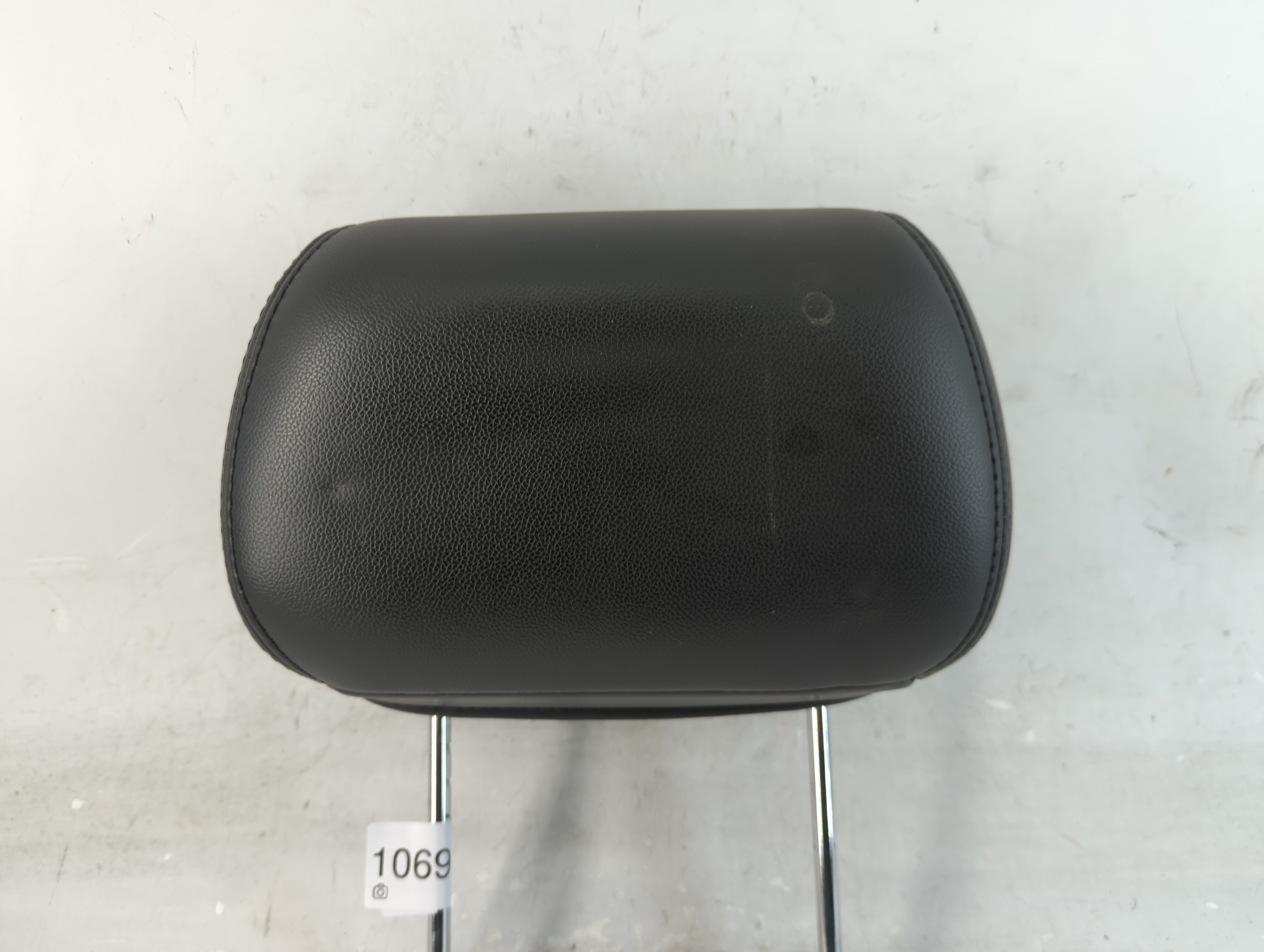 2011 Chevrolet Tahoe Headrest Head Rest Front Driver Passenger Seat 1069272 - Oemusedautoparts1.com