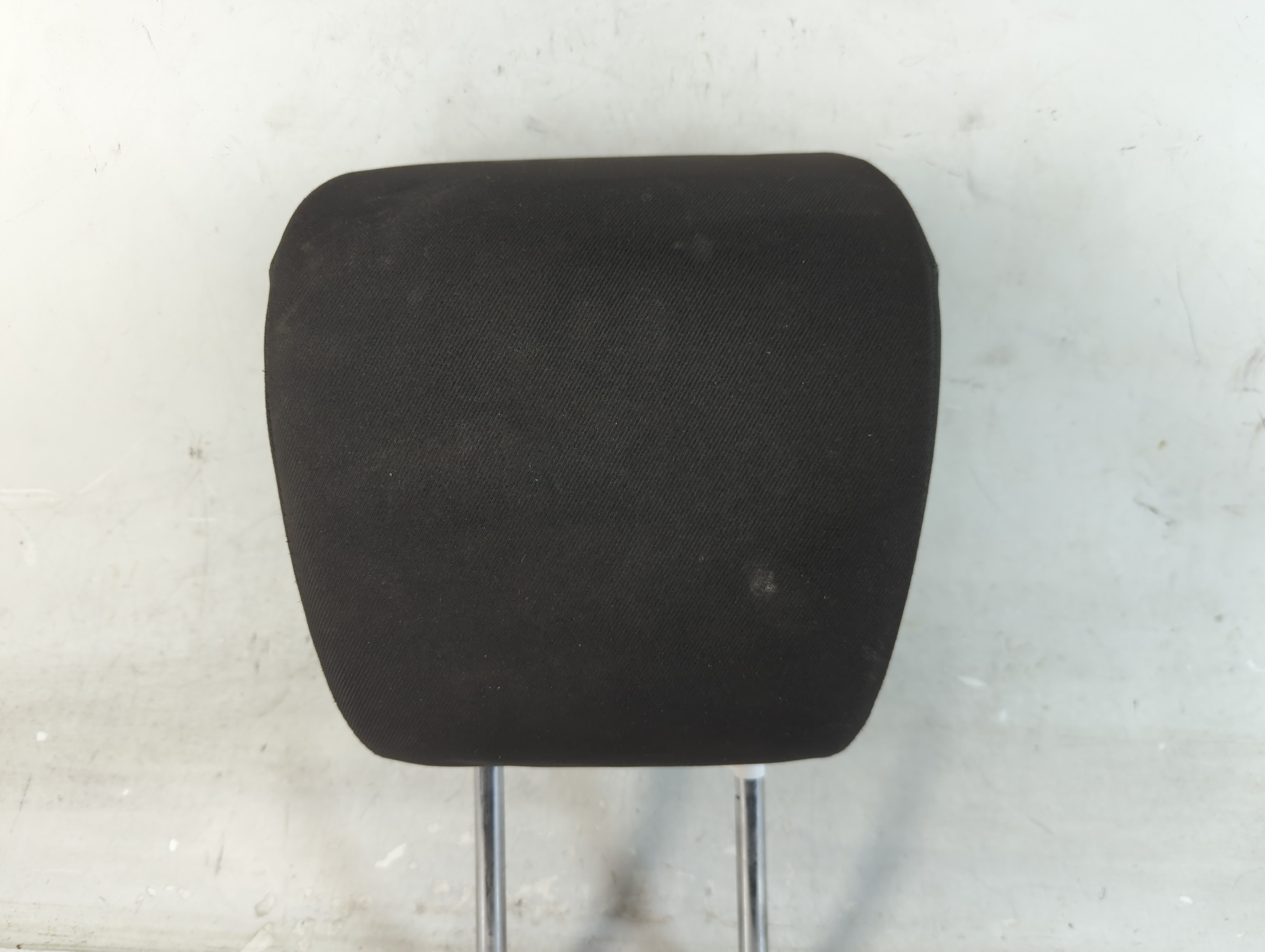 2016-2018 Honda Hr-v Headrest Head Rest Rear Seat Black 1069930 - Oemusedautoparts1.com