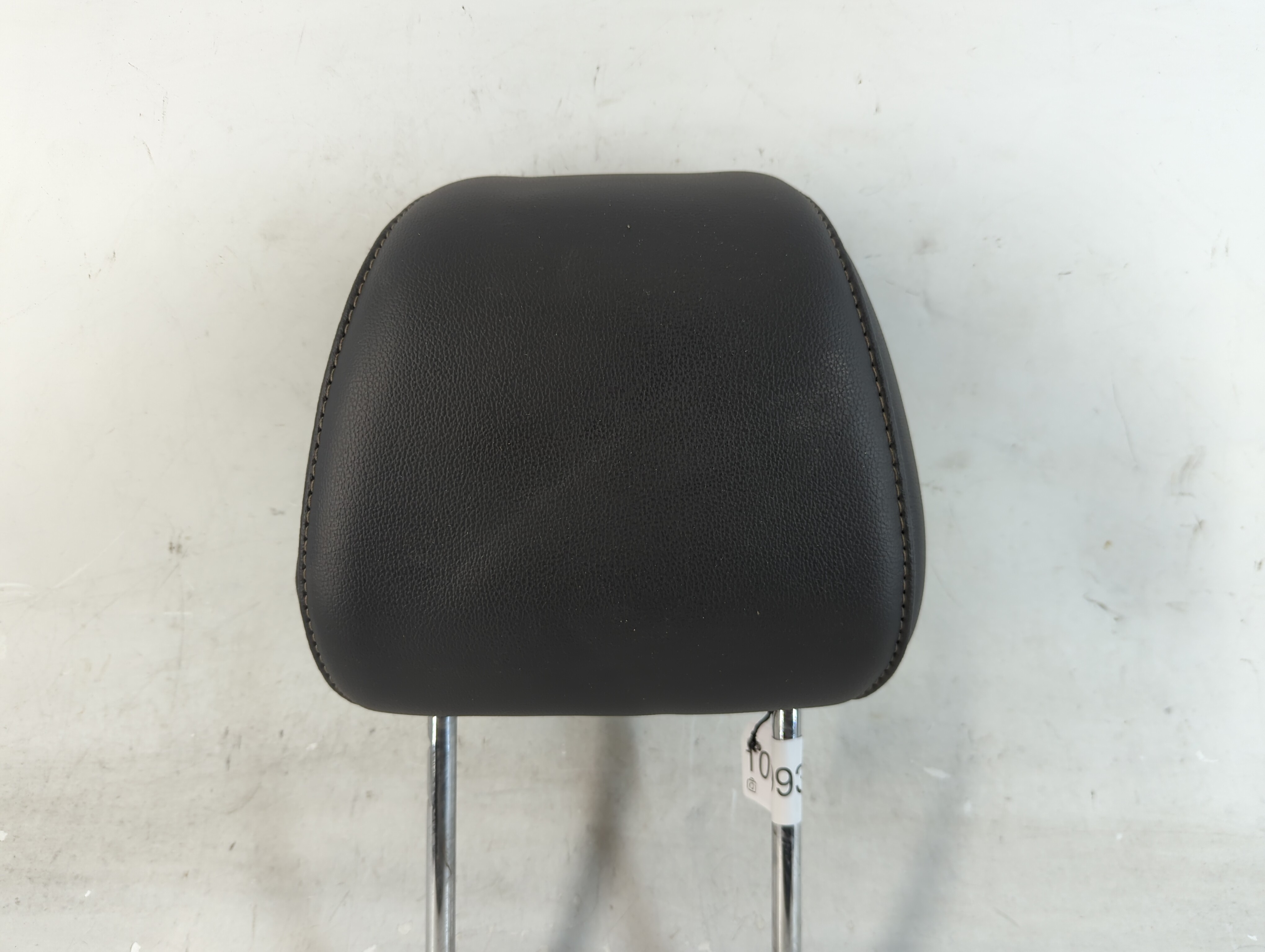 2017-2020 Ford Fusion Headrest Head Rest Front Driver Passenger Seat 1069935 - Oemusedautoparts1.com