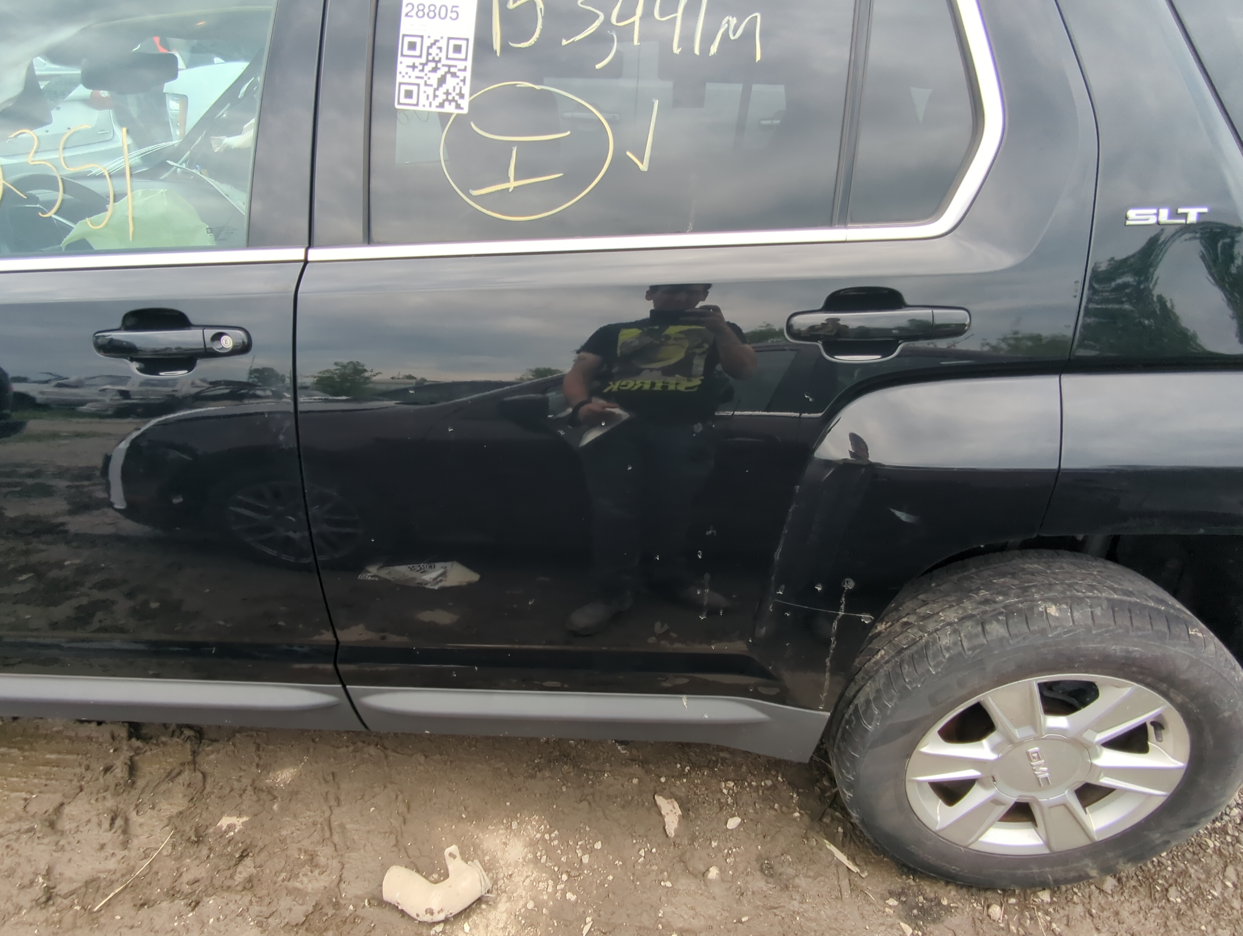 Picture of 2010-2015 Gmc Terrain Driver Rear Door Oem 1070081