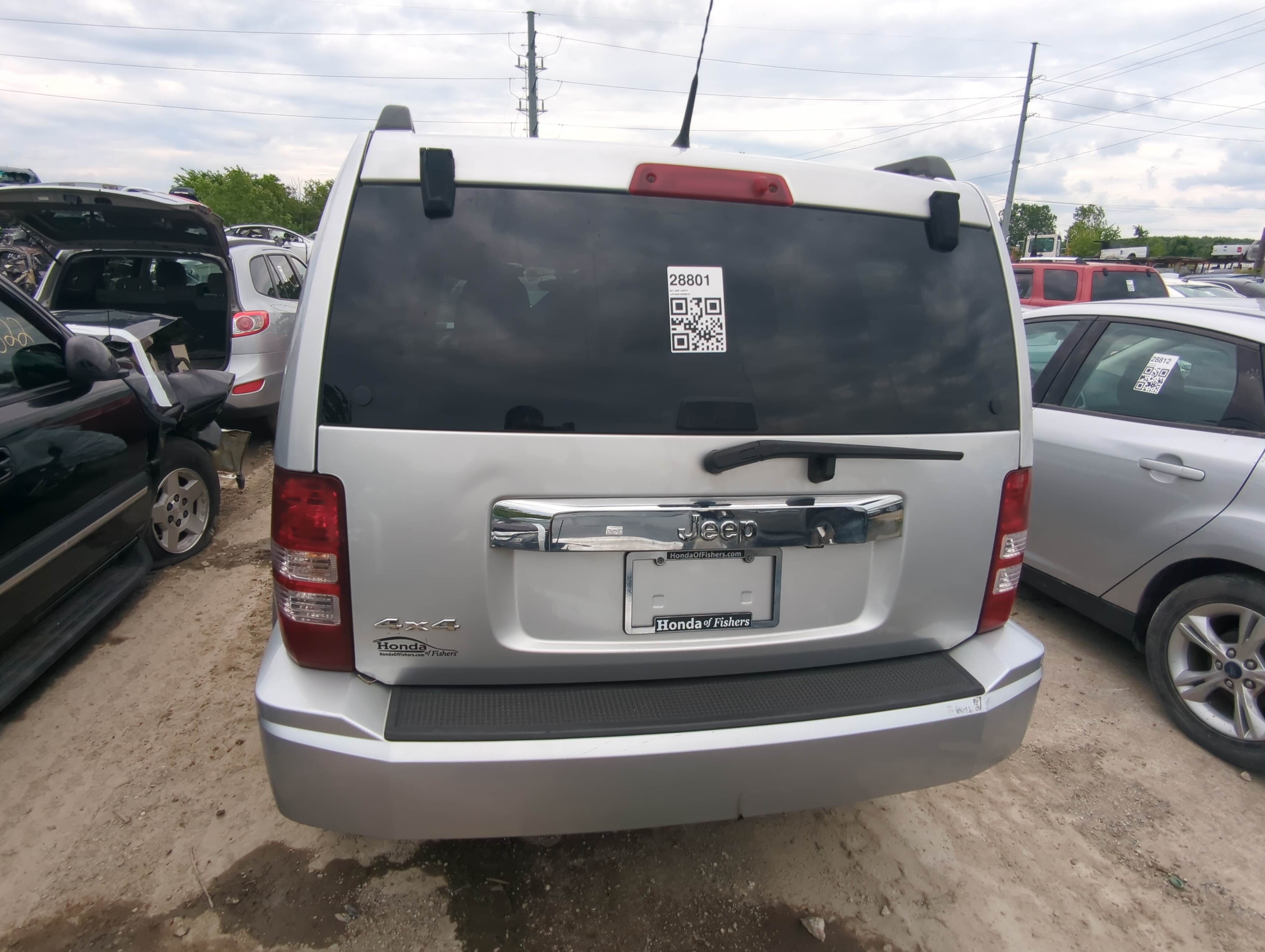 2008-2012 Jeep Liberty Trunk/decklid/hatch/tailgate Oem 1070234 - Oemusedautoparts1.com
