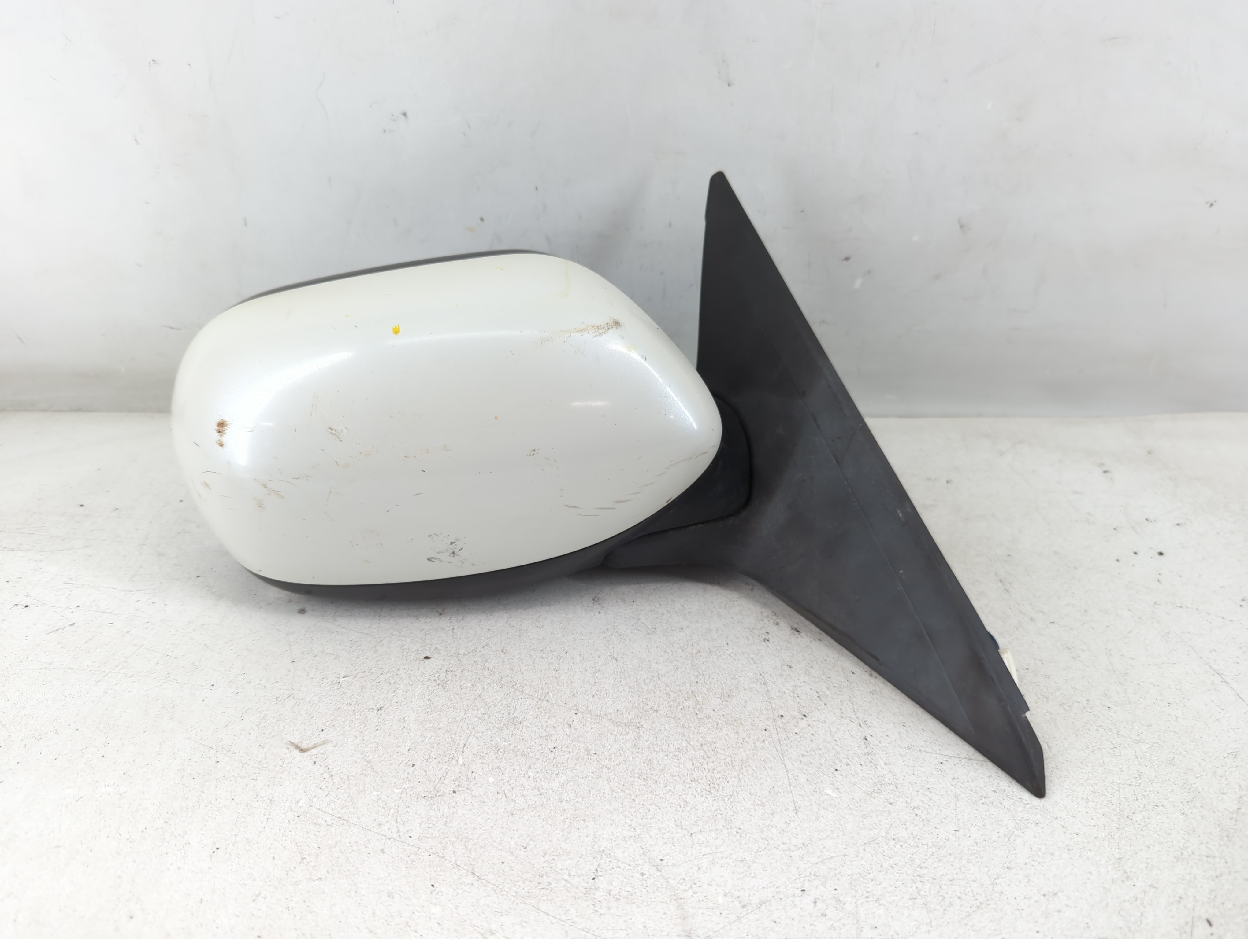 2008-2014 Subaru Impreza Passenger Right Side View Power Door Mirror 1070477 - Oemusedautoparts1.com