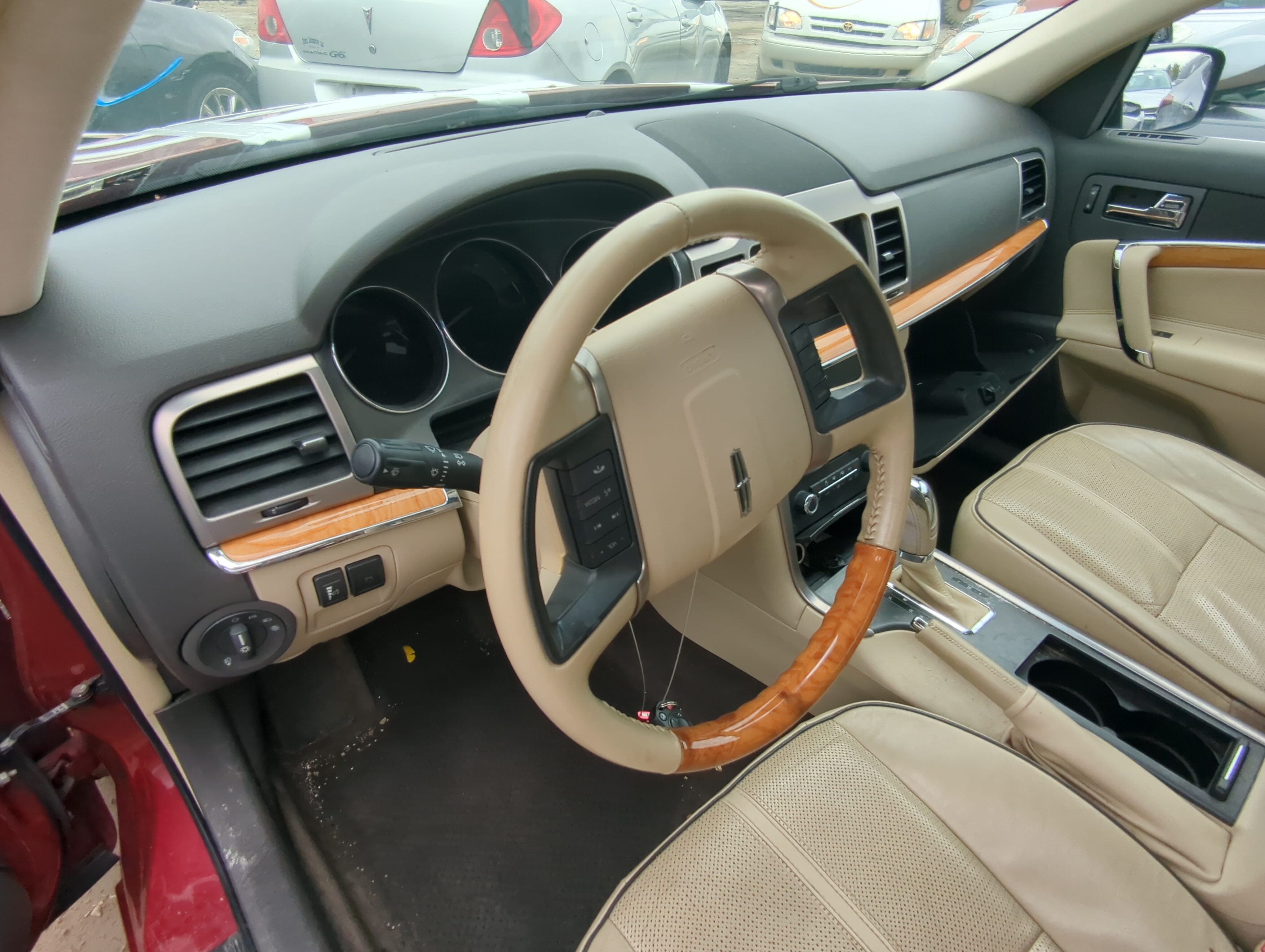 2010-2012 Lincoln Mkz Air Bag Driver Left Steering Wheel Mounted Beige 1070525 - Oemusedautoparts1.com