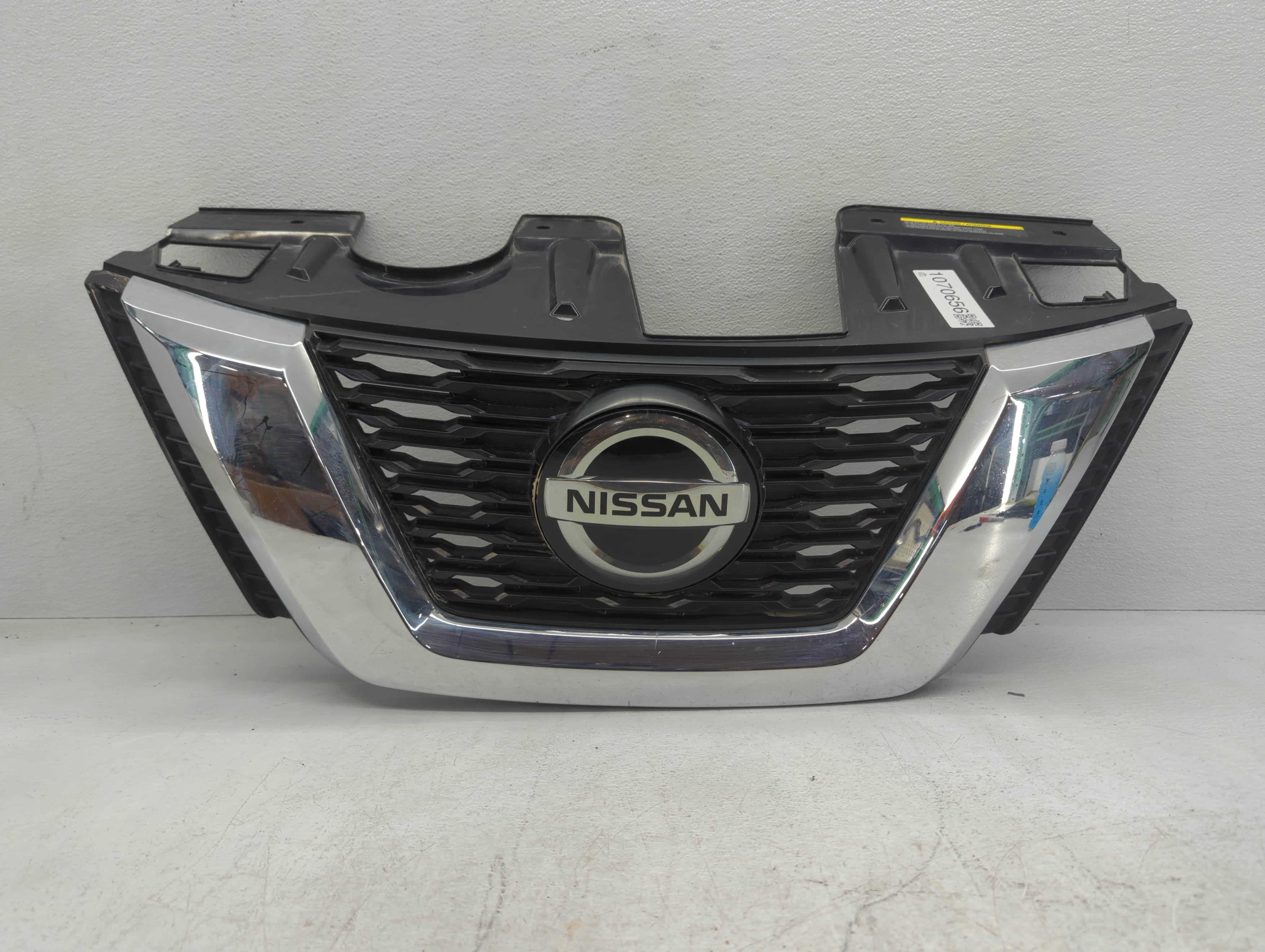Picture of 2017-2020 Nissan Rogue Front Bumper Grille Cover 1070656